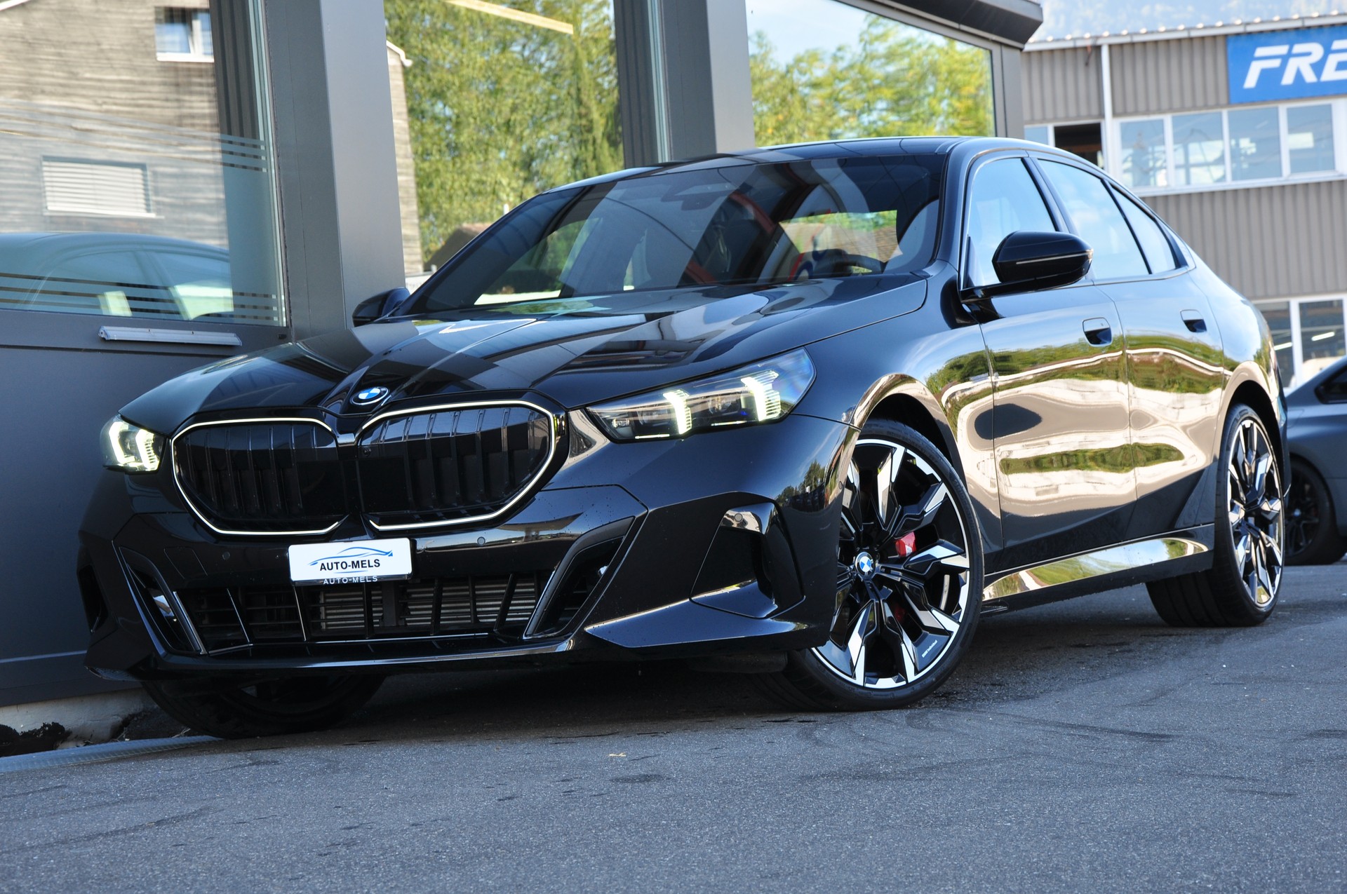 BMW 540d xDrive 48V M Sport Pro Steptronic-image-3
