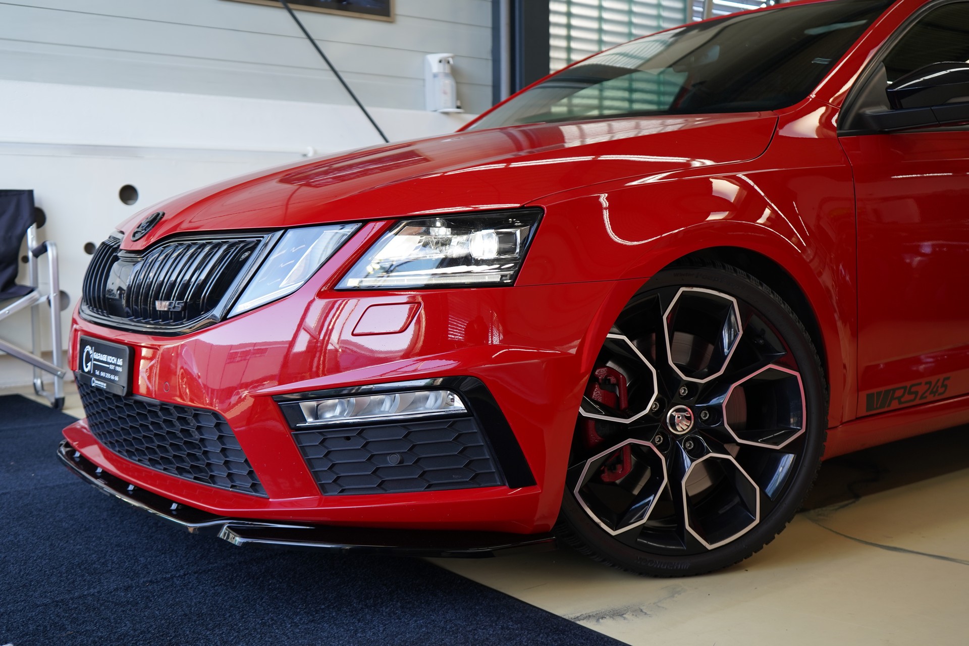 SKODA Octavia Combi 2.0 TSI RS 245 DSG / APR 313 Ps. **-showroom-element-3