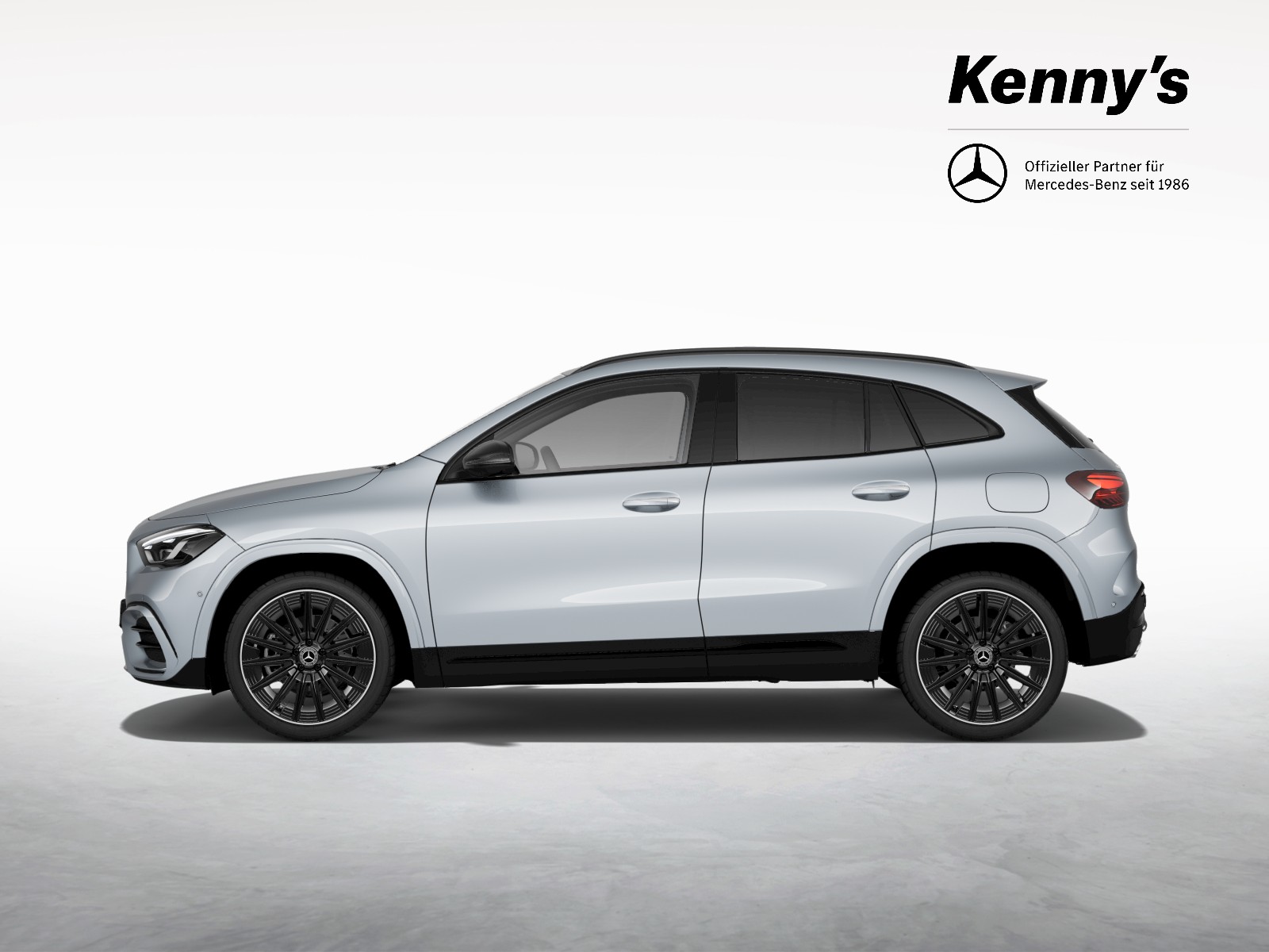 MERCEDES-BENZ GLA 200 Night Star AMG Line-showroom-element-2