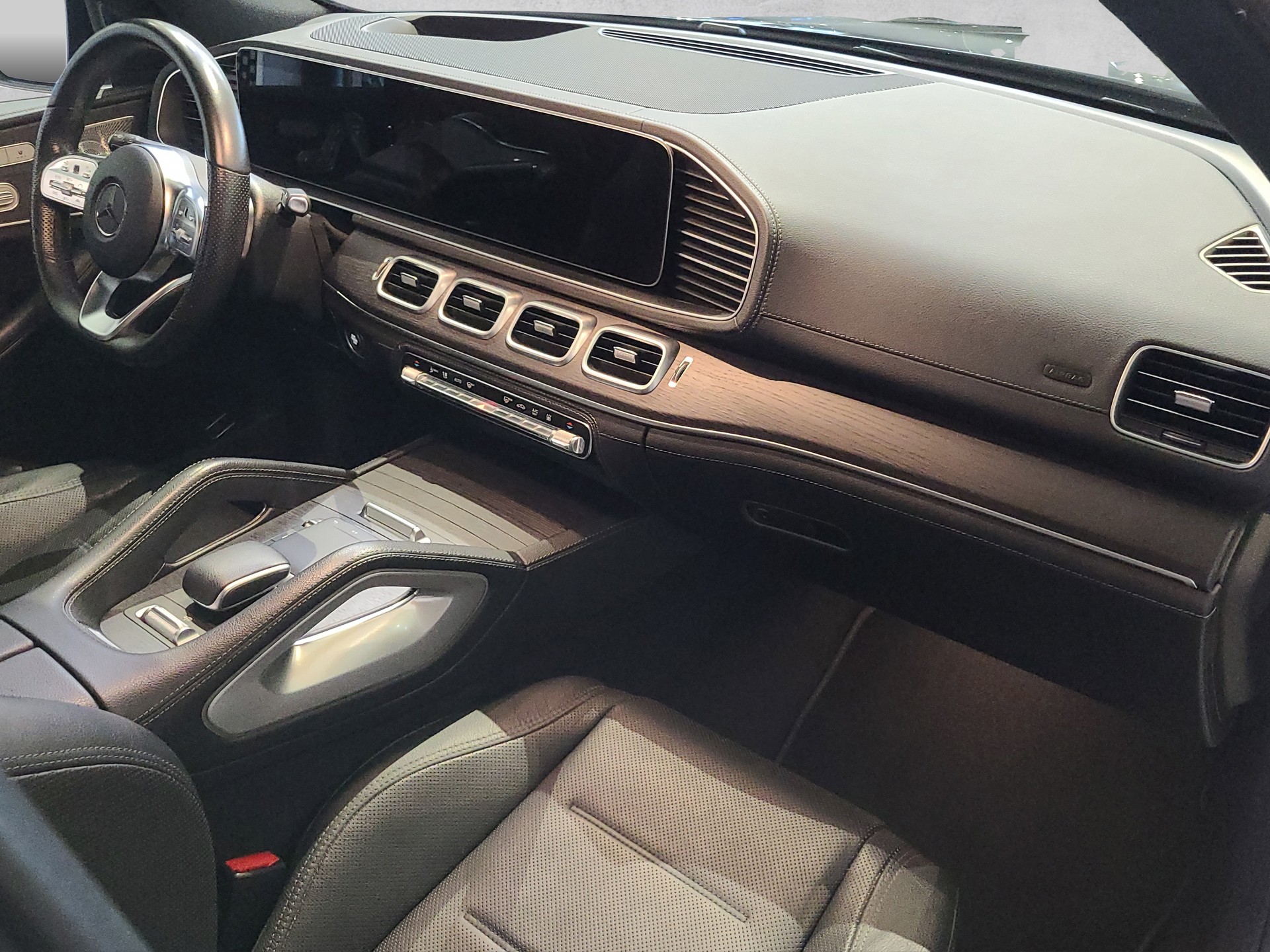 MERCEDES-BENZ GLE 450 AMG 4M-image-9