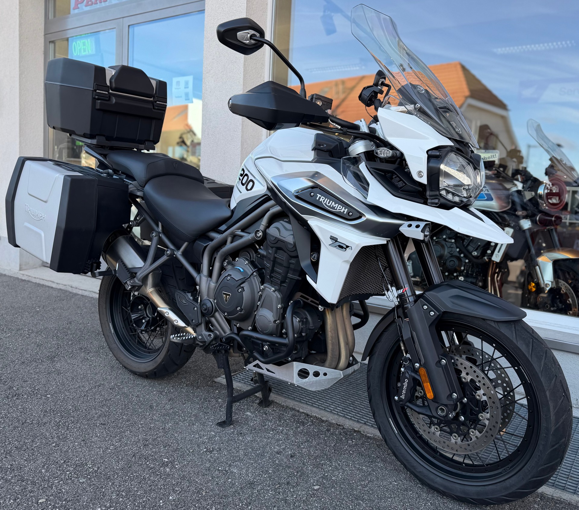 TRIUMPH Tiger 1200 XCa ABS-image-9