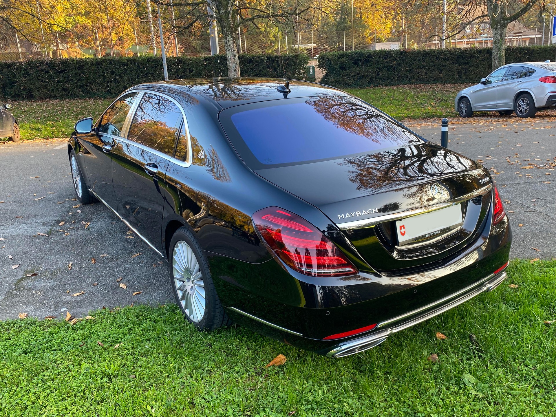 MERCEDES-BENZ S 560 Maybach 4Matic 9G-Tronic-image-4