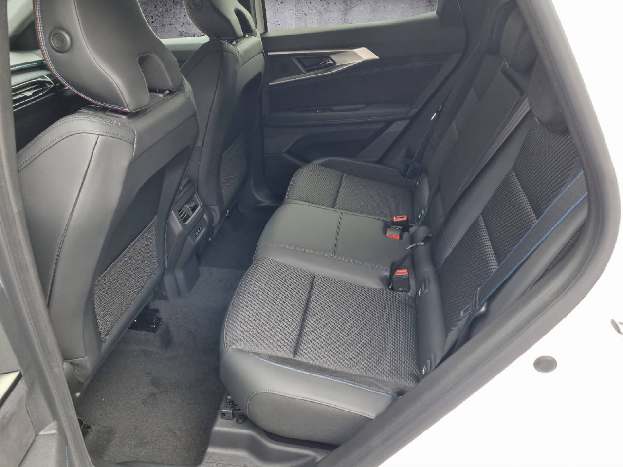 RENAULT Austral esprit Alpine mild hybrid 160 auto-image-7