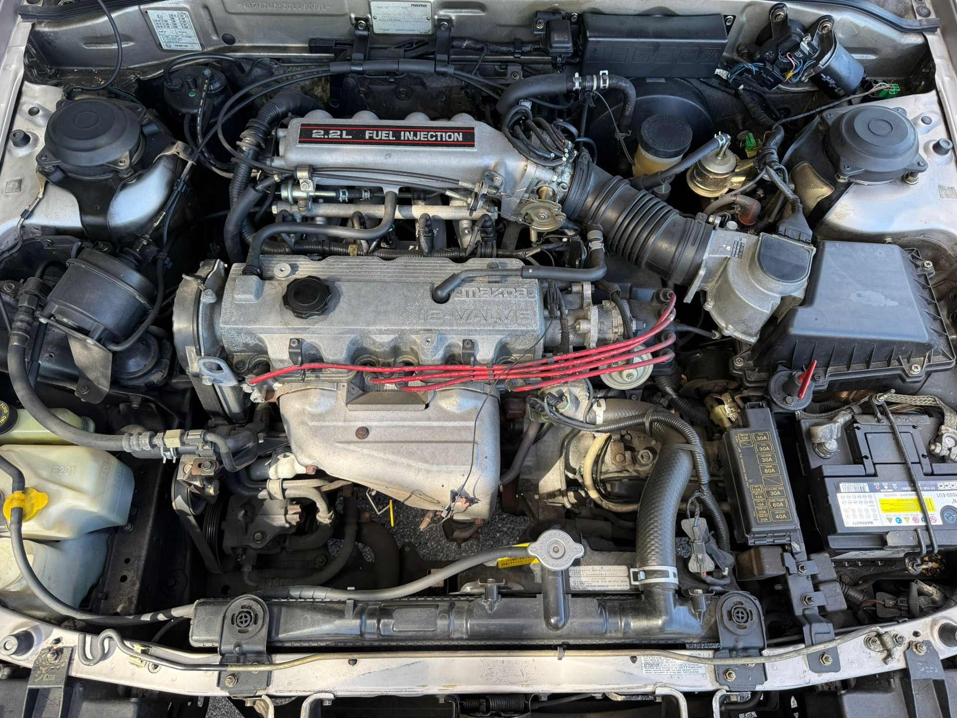 MAZDA 626 2.2i GLX-image-11