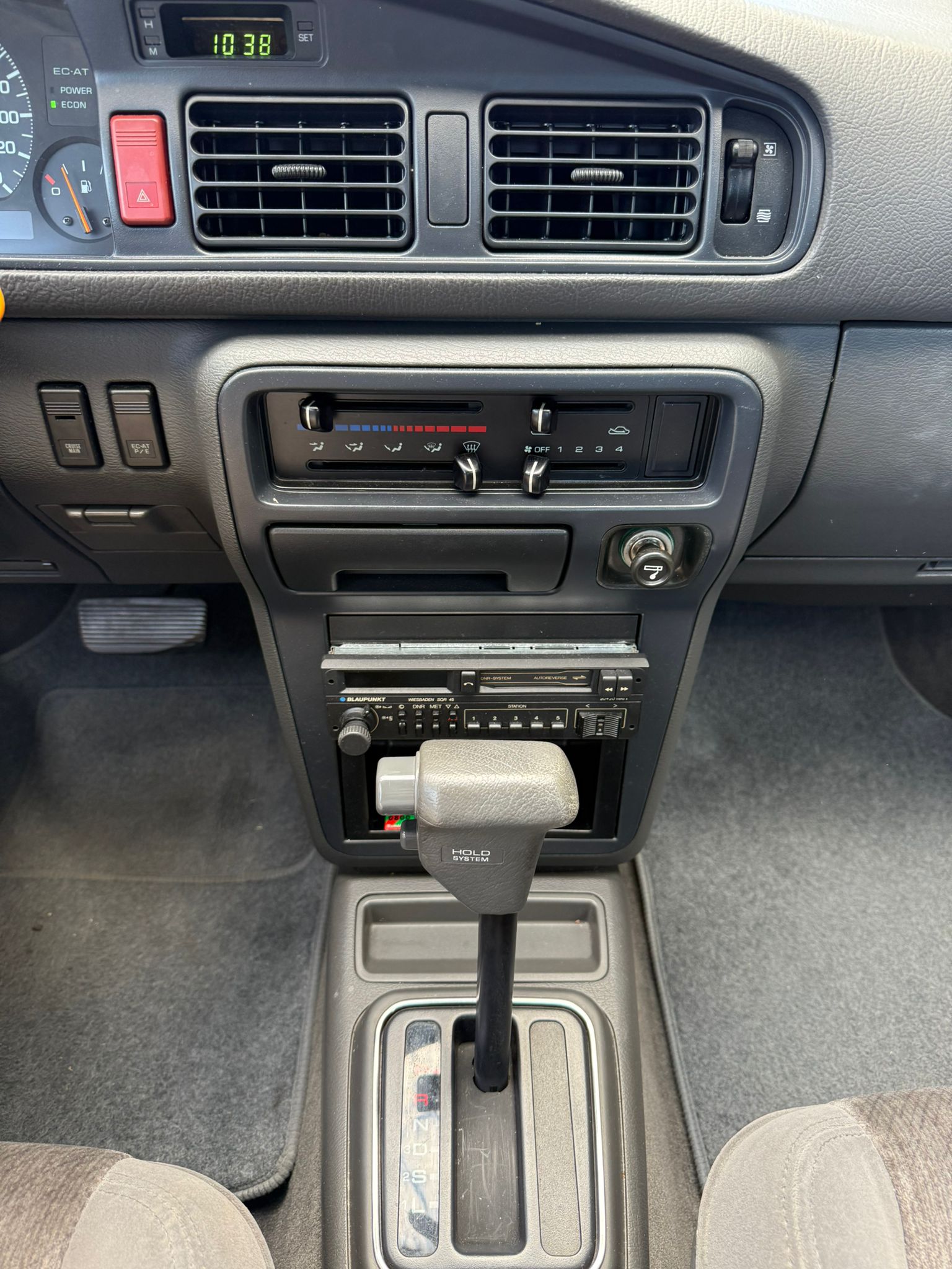 MAZDA 626 2.2i GLX-image-13