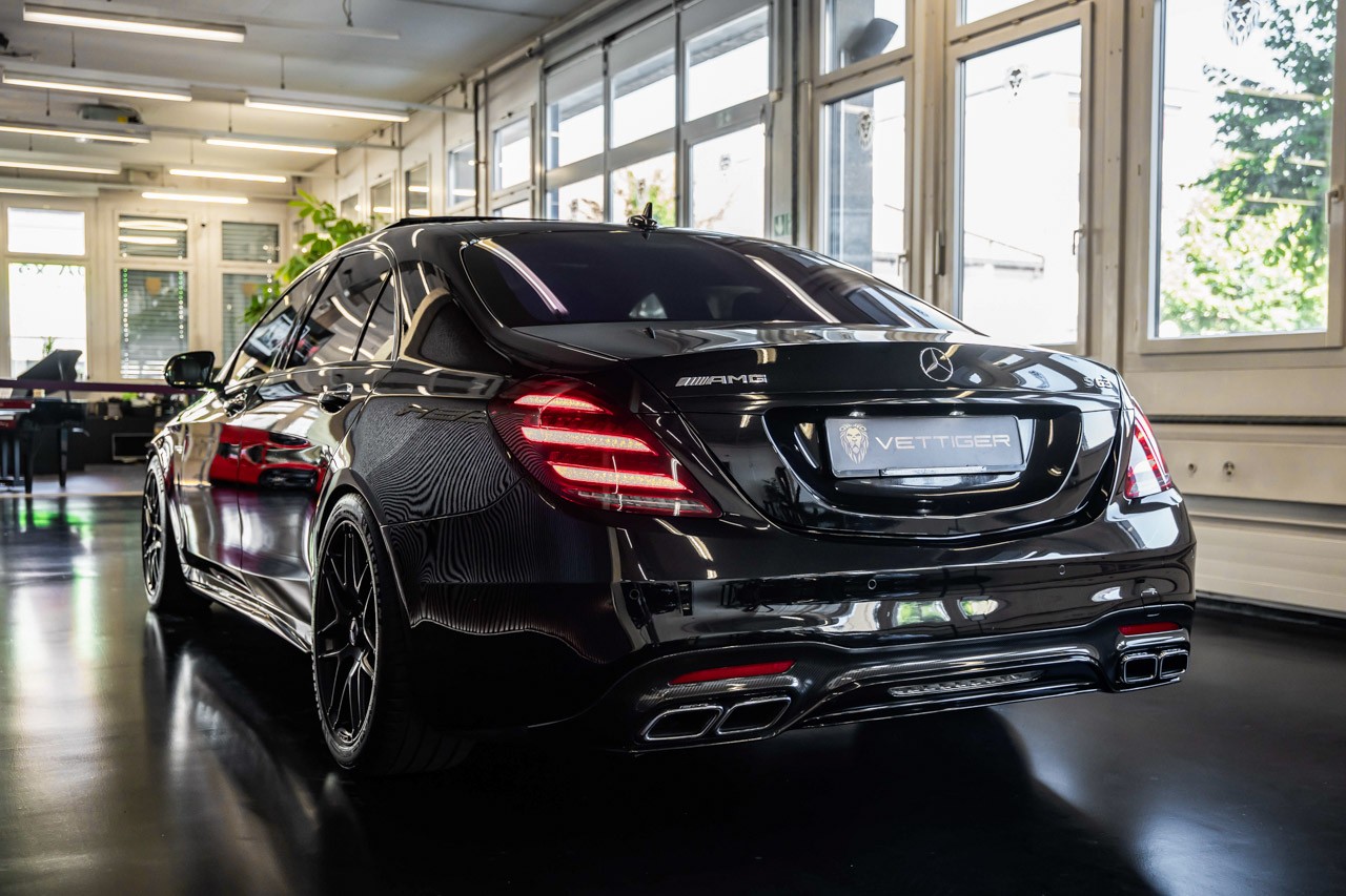MERCEDES-BENZ S 63 AMG L 4Matic+ 9G-Tronic-showroom-element-3