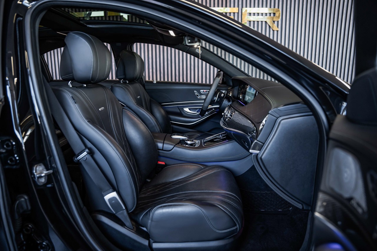 MERCEDES-BENZ S 63 AMG L 4Matic+ 9G-Tronic-image-14