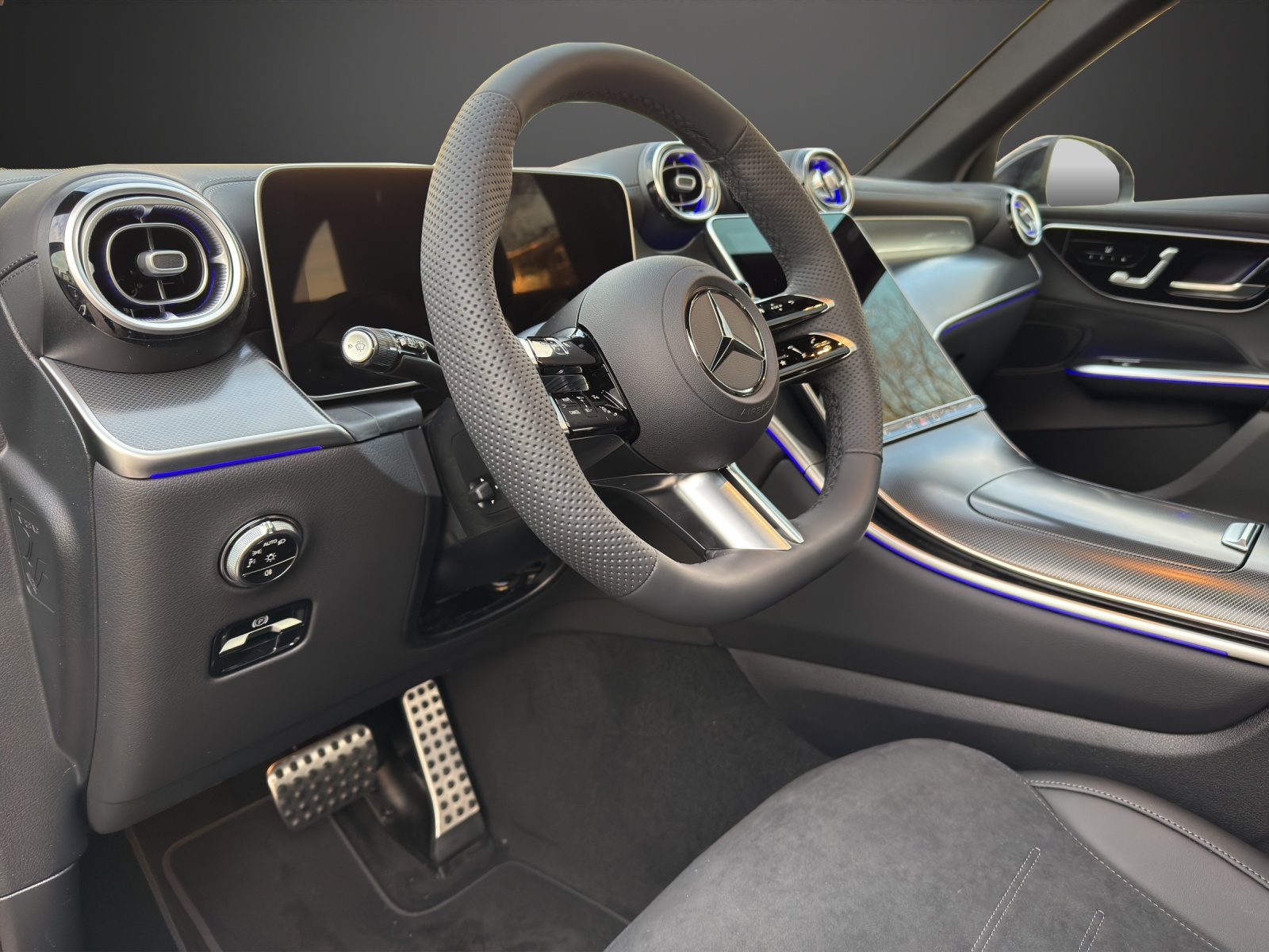 MERCEDES-BENZ GLC 200 4Matic 9G-Tronic-image-9