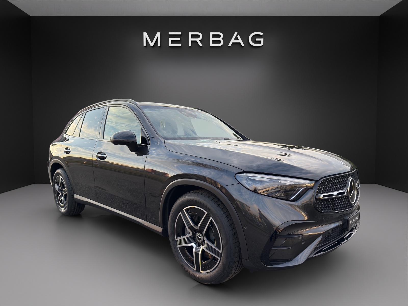 MERCEDES-BENZ GLC 200 4Matic 9G-Tronic-image-5