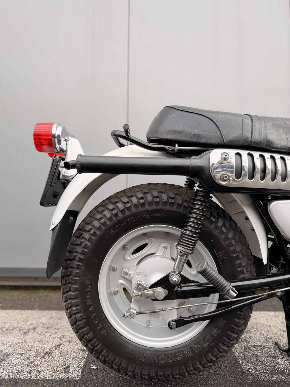 SUZUKI RV 125-image-7