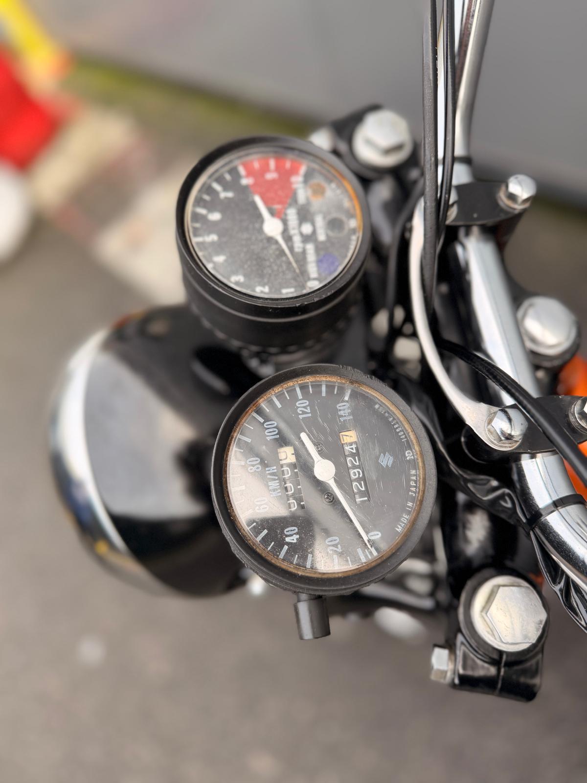 SUZUKI RV 125-image-9