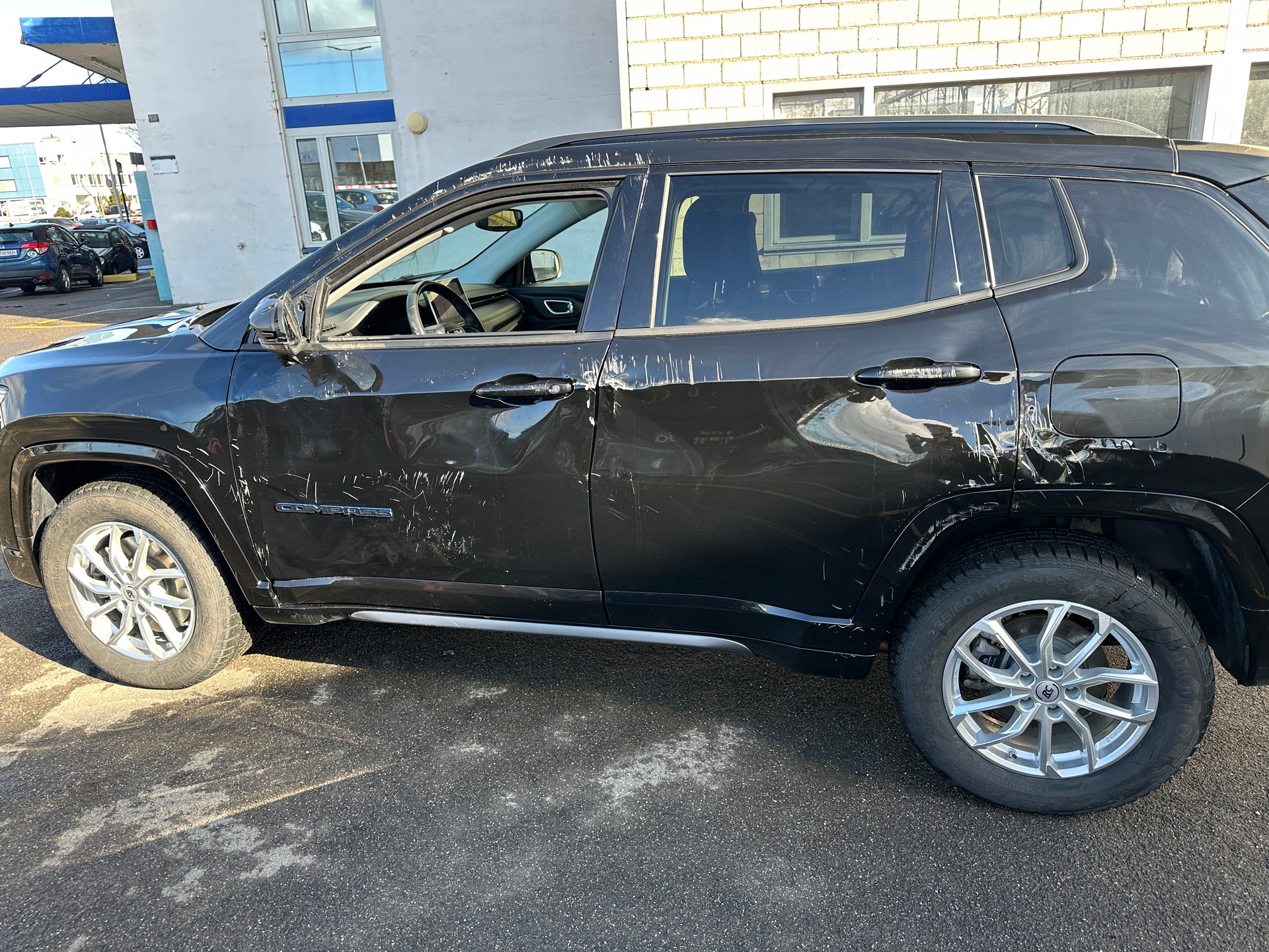 JEEP Compass 1.3 T PHEV Summit Sky AWD-image-5