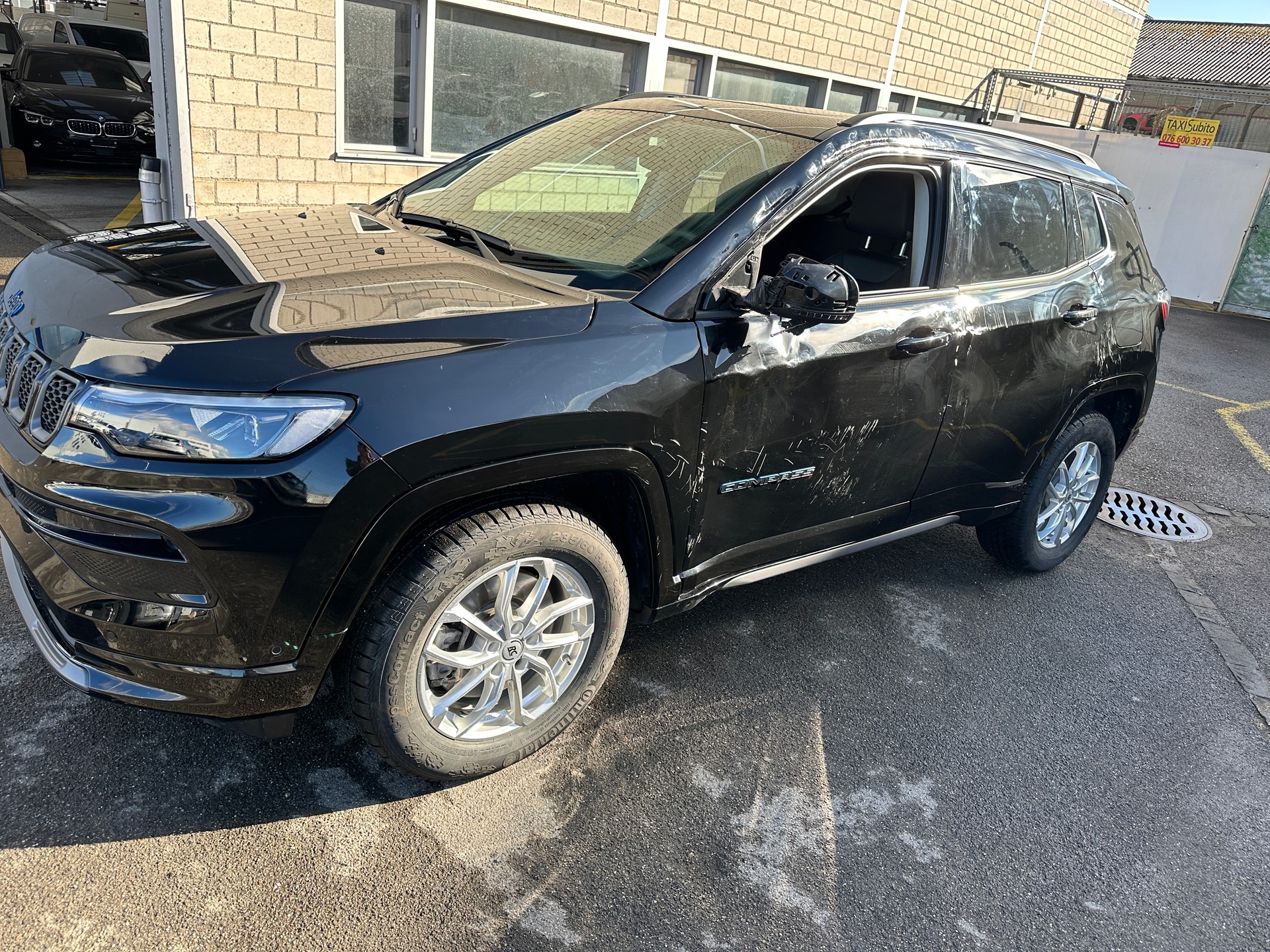 JEEP Compass 1.3 T PHEV Summit Sky AWD-image-6