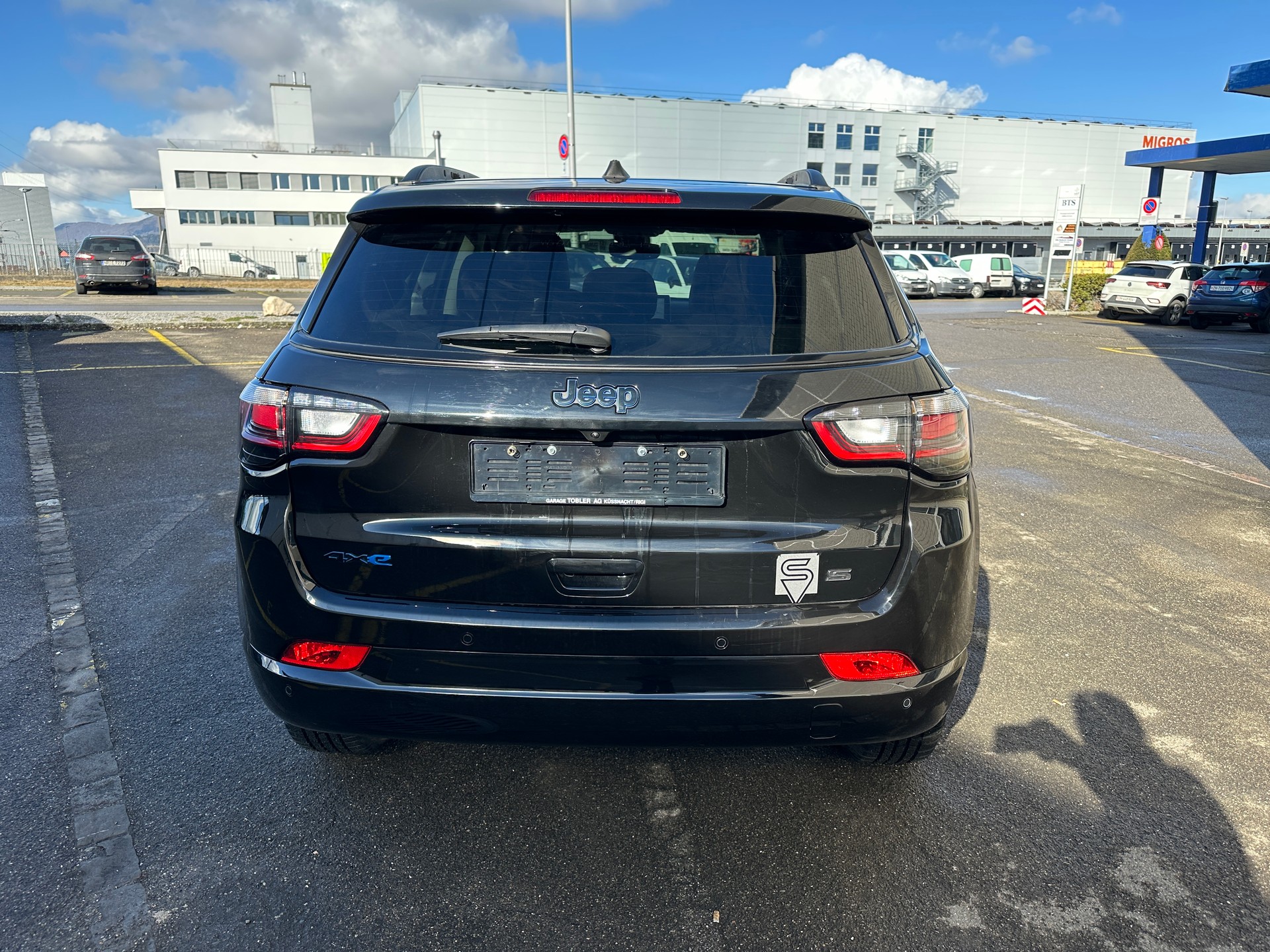 JEEP Compass 1.3 T PHEV Summit Sky AWD-image-3