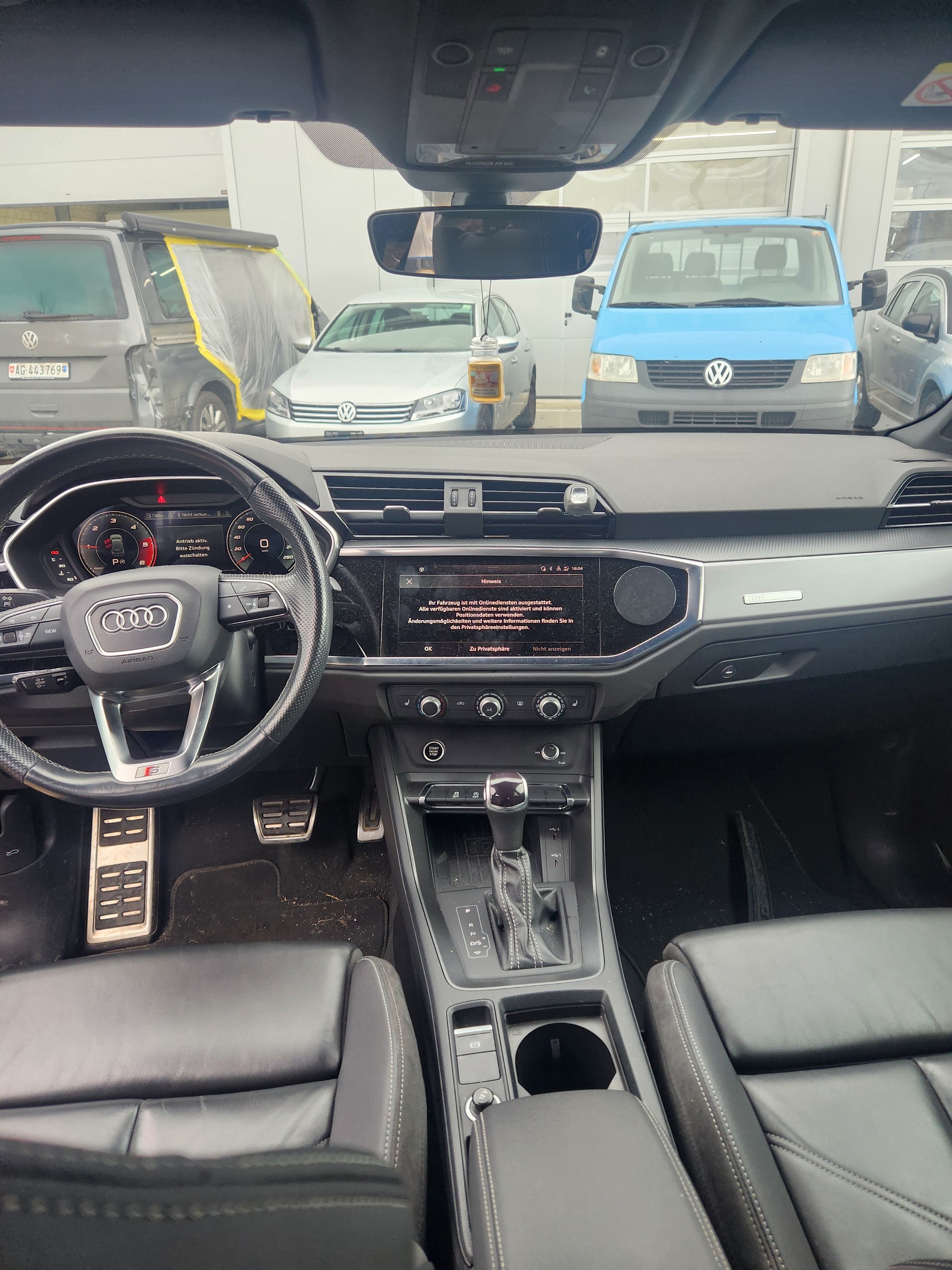 AUDI S line-image-15