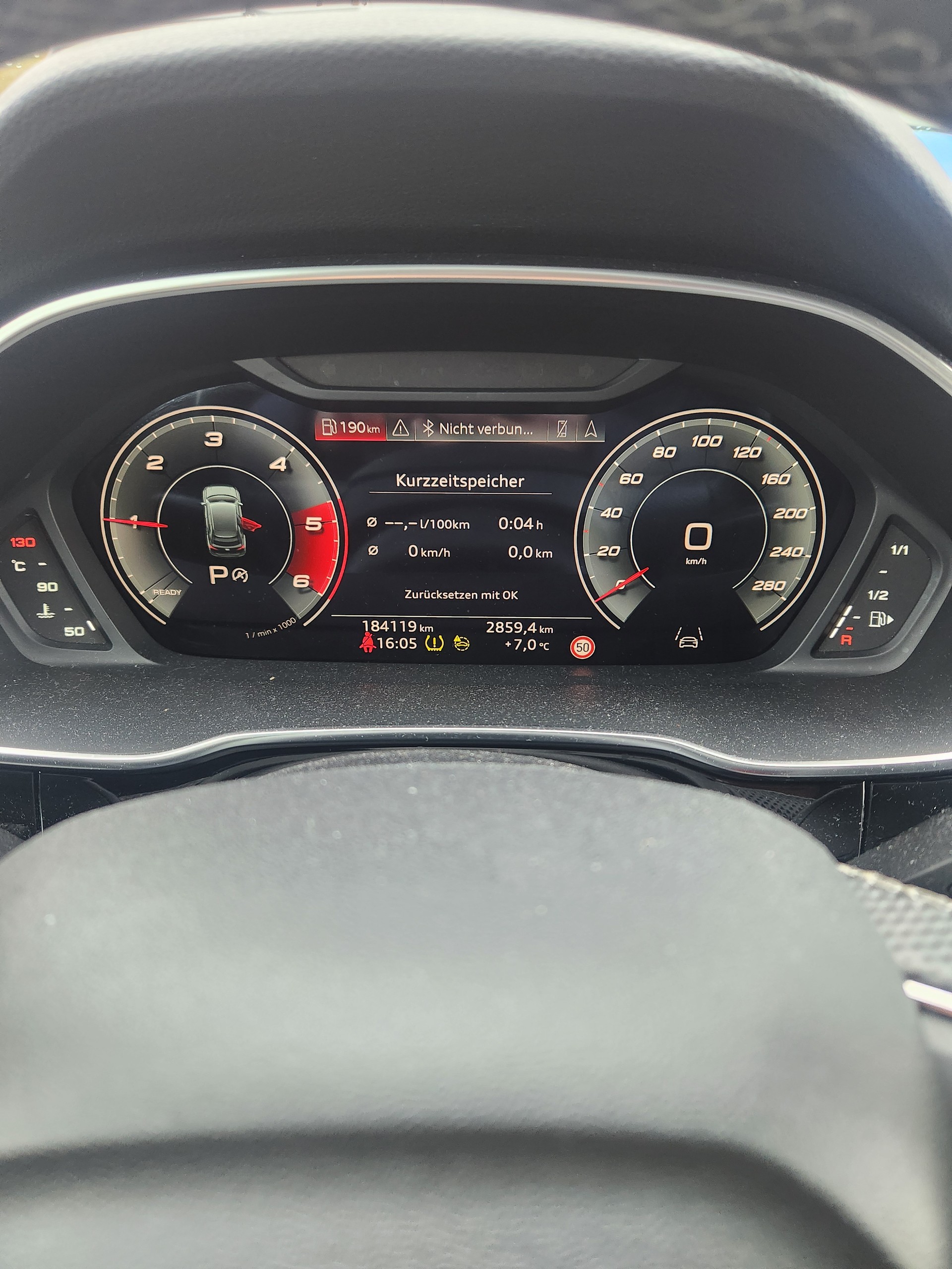 AUDI S line-image-13
