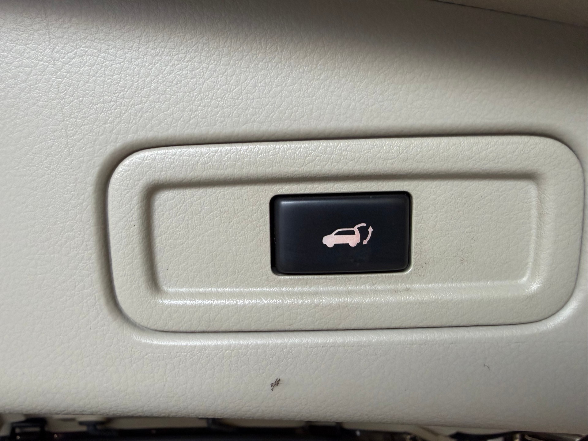 NISSAN Murano 2.5 dCi Executive Swiss Edition Automatic-image-26