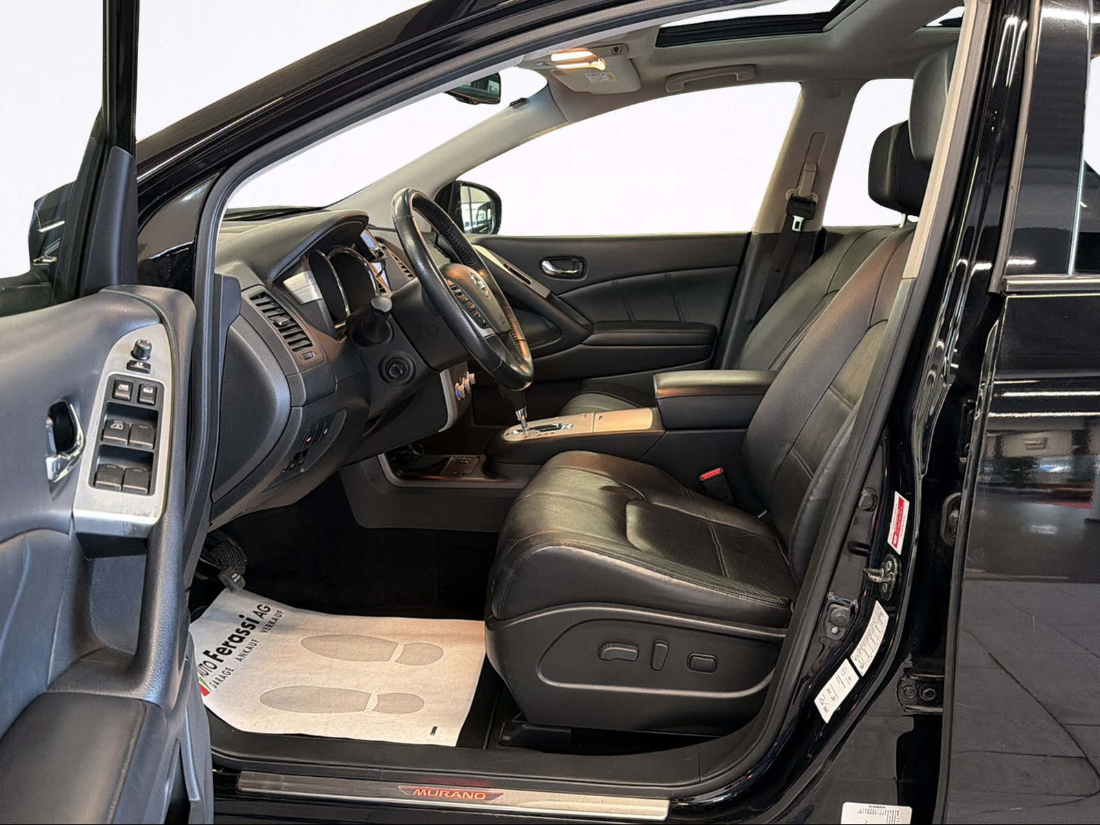 NISSAN Murano 2.5 dCi Executive Swiss Edition Automatic-image-10