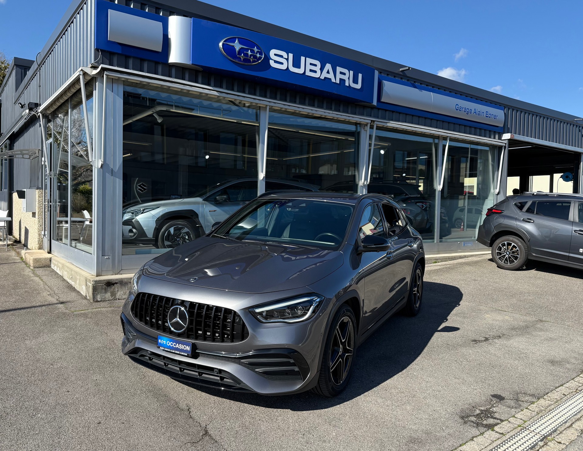 MERCEDES-BENZ GLA 250 4Matic AMG Line 8G-DCT-image-1