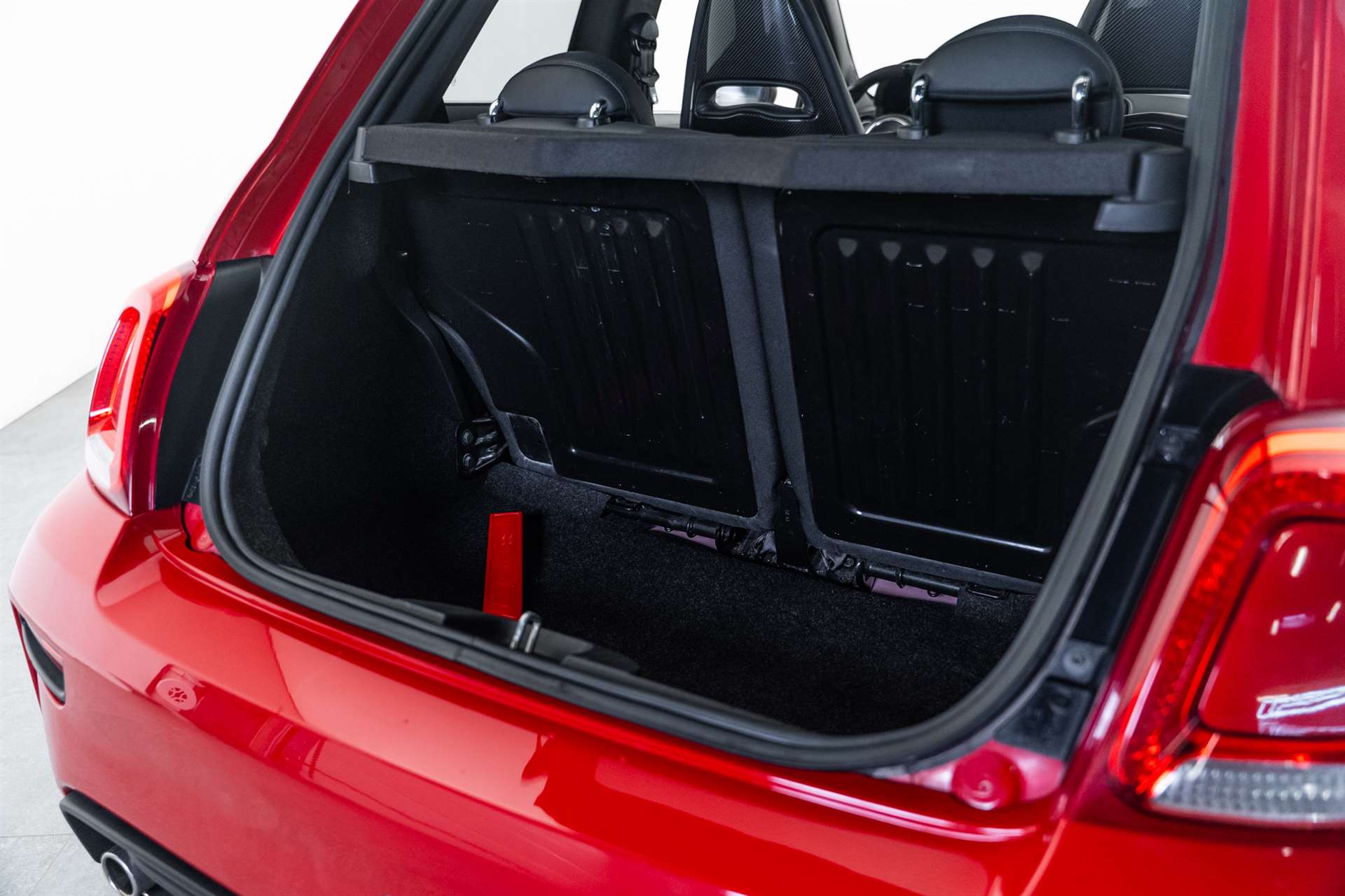 FIAT 695 1.4 16V Turbo Abarth Competizione-image-5