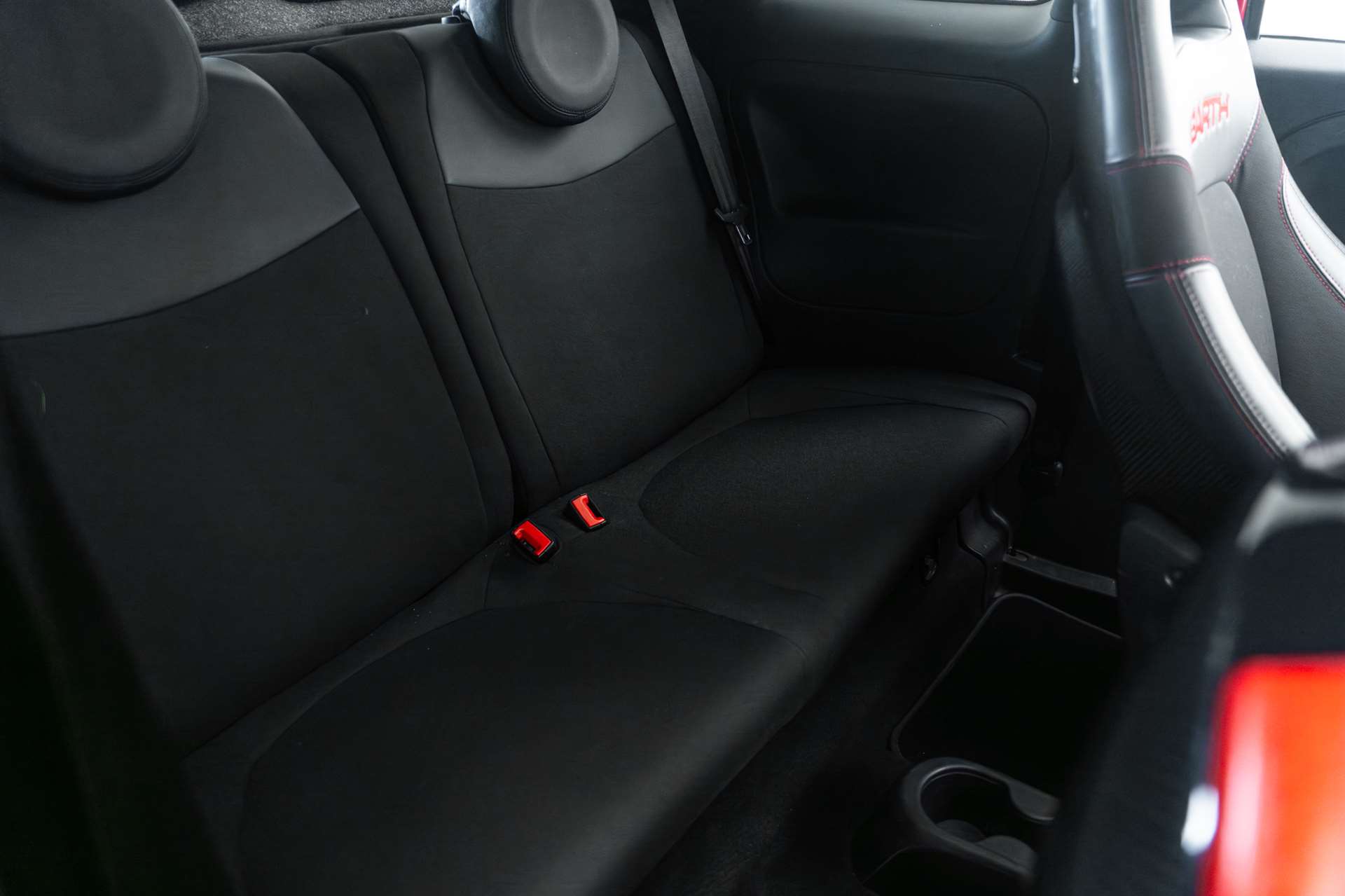 FIAT 695 1.4 16V Turbo Abarth Competizione-image-12