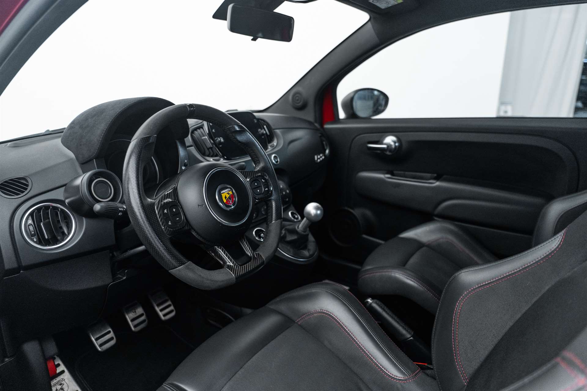 FIAT 695 1.4 16V Turbo Abarth Competizione-image-7