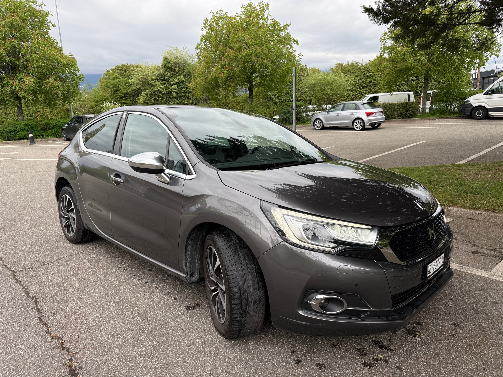 DS AUTOMOBILES DS 4 1.6 BlueHDi SO Chic Automatic-showroom-element-2