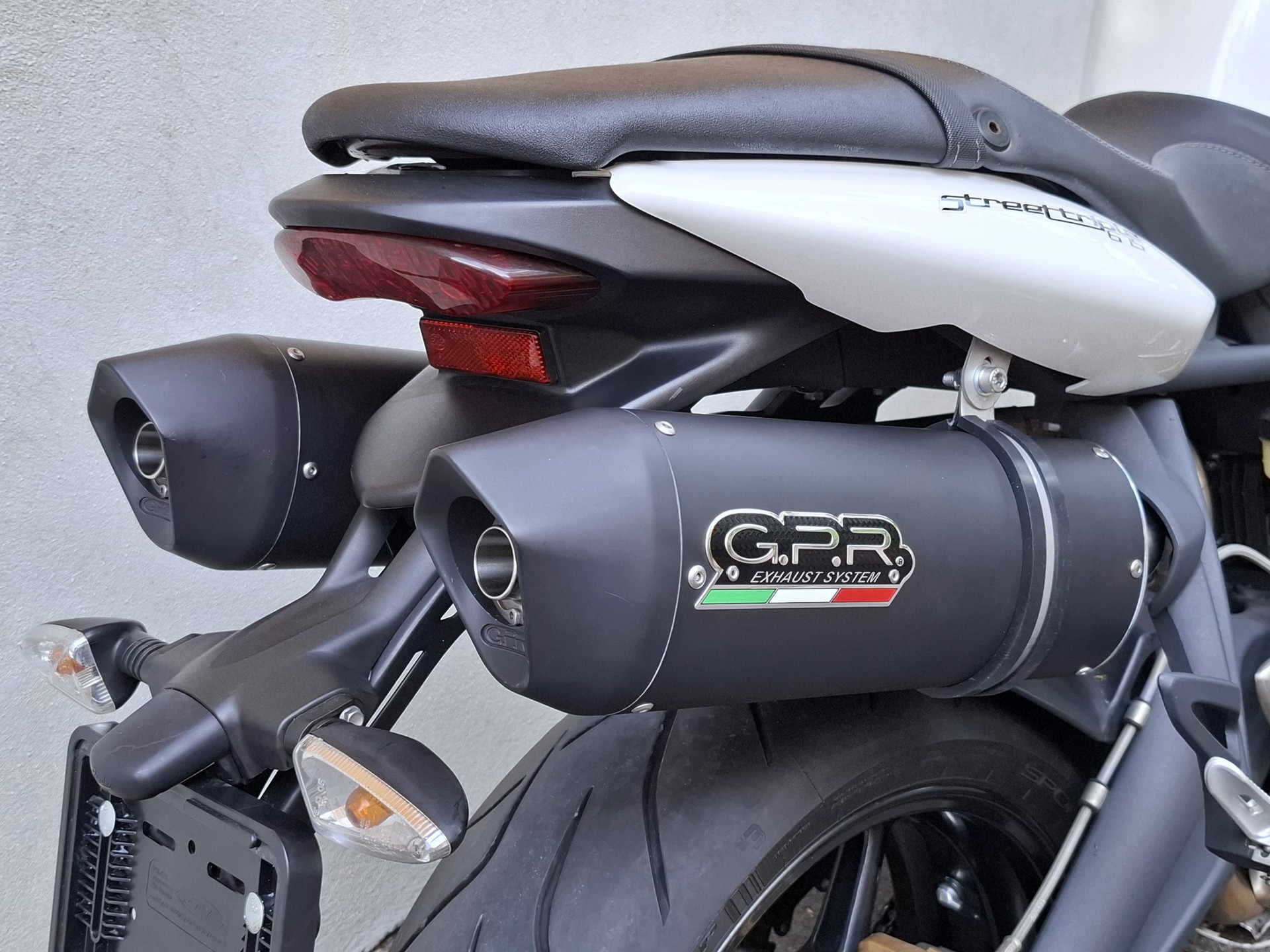 TRIUMPH Street Triple 675-image-6