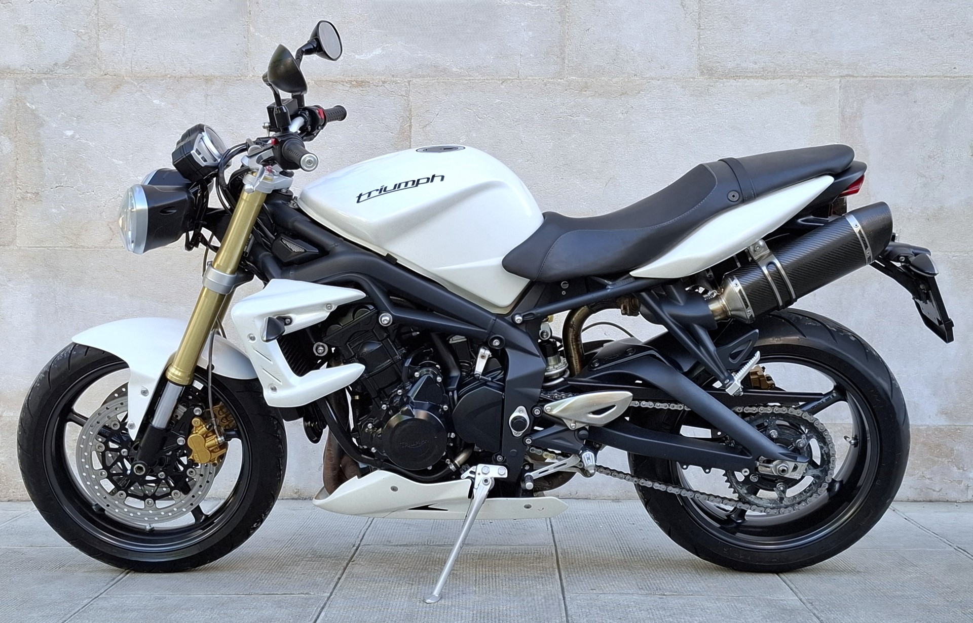 TRIUMPH Street Triple 675-image-2