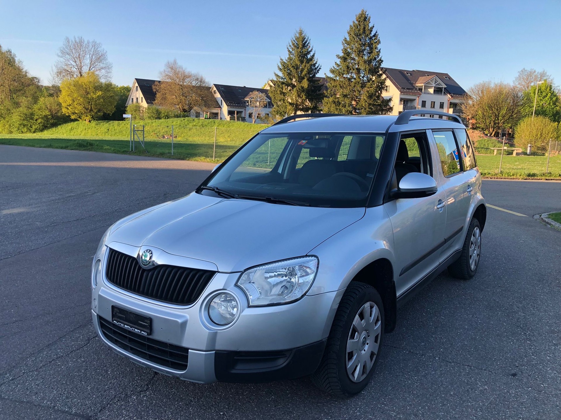 SKODA Yeti 2.0 TDI Active 4x4-image-2