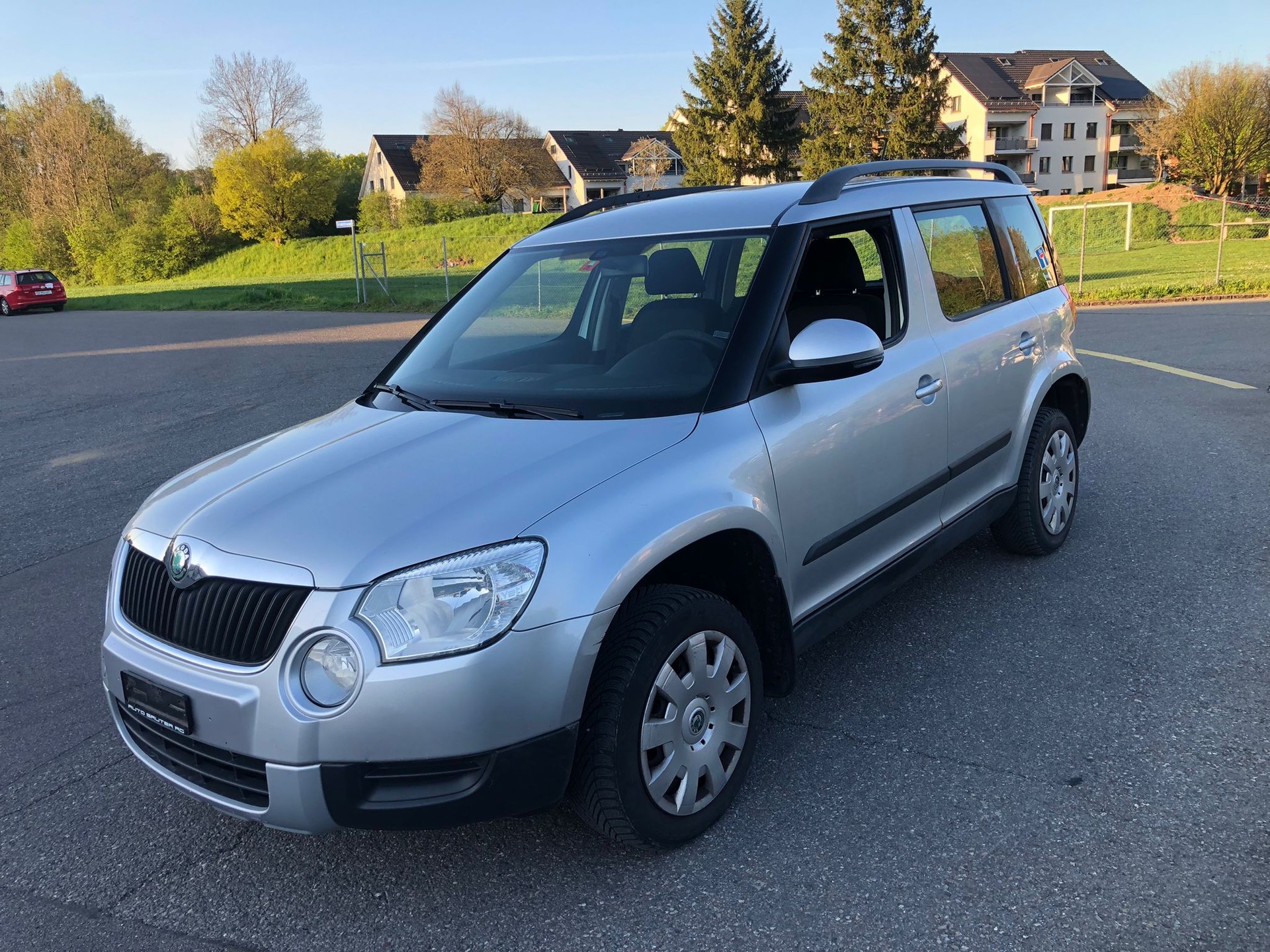 SKODA Yeti 2.0 TDI Active 4x4-image-3
