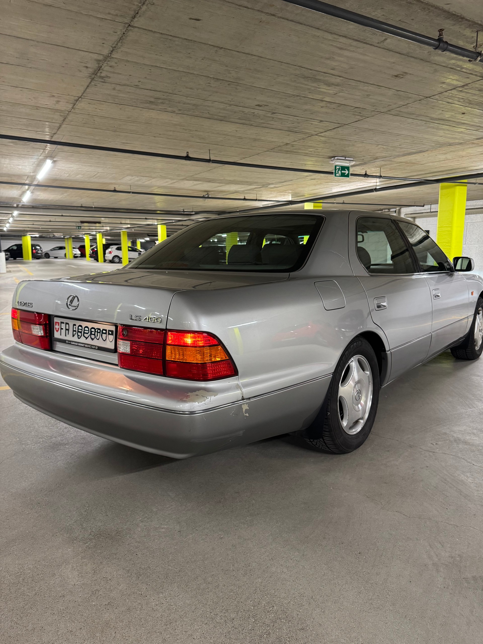 LEXUS LS 400 Automatic-image-4