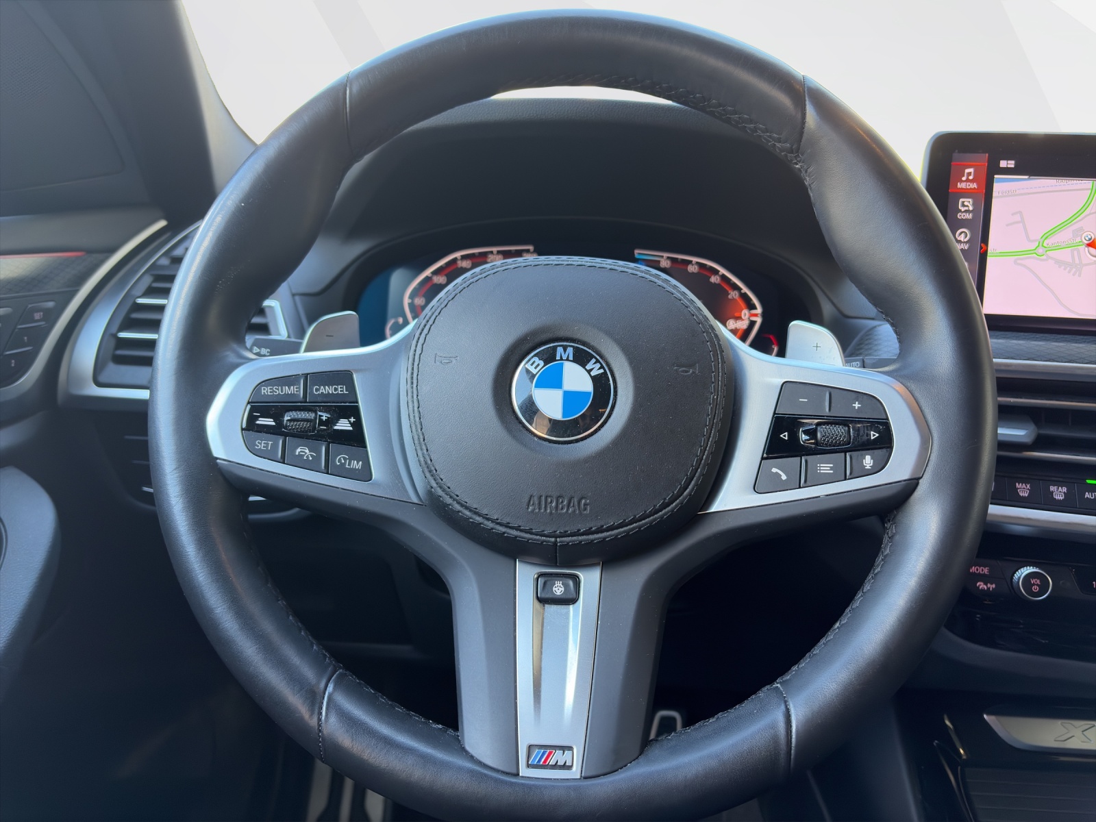 BMW X3 20d xDrive-image-11