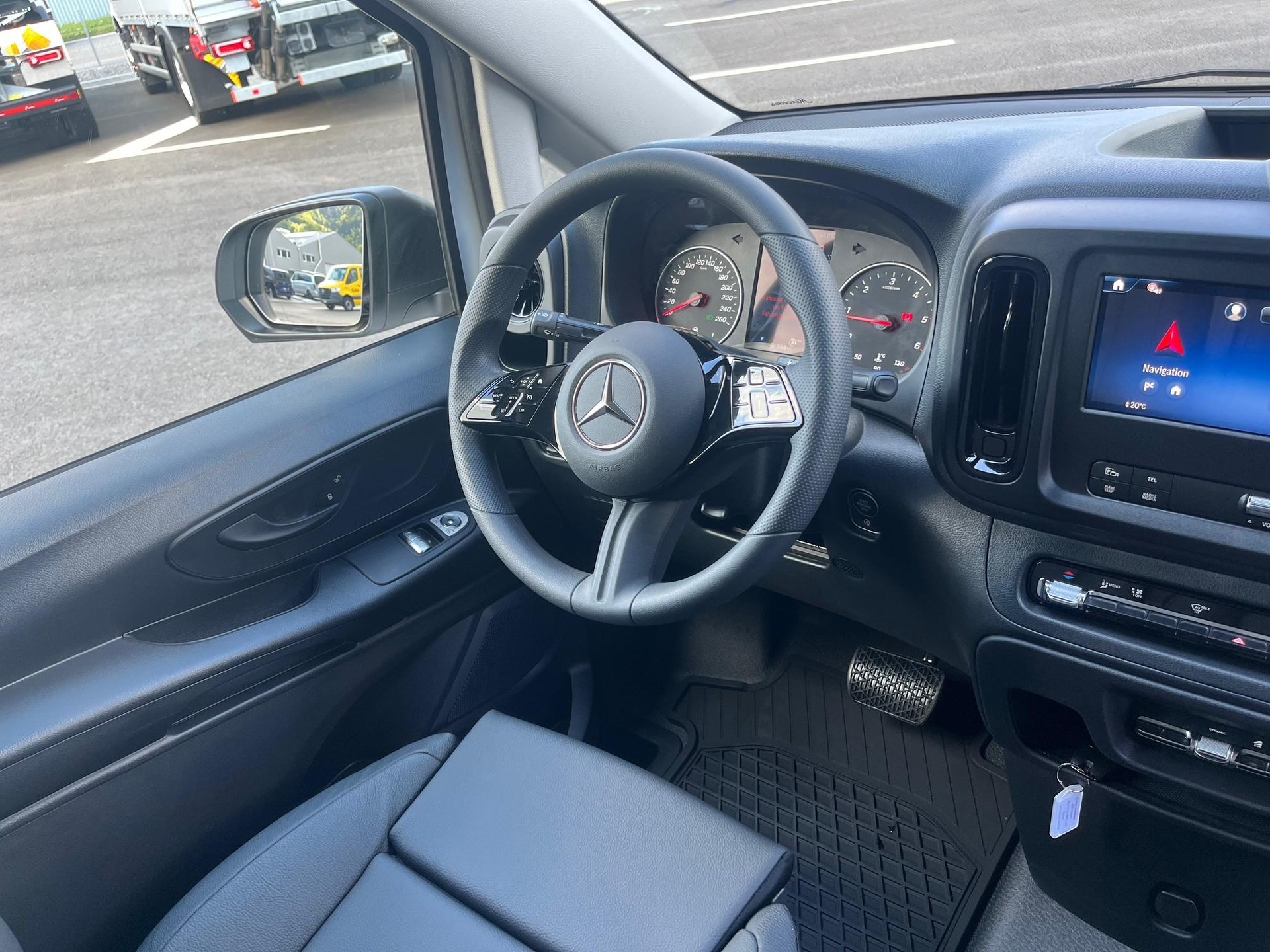 MERCEDES-BENZ Vito 114 Kaw. L 2.0 CDI Pro Worker II 4Matic-image-11