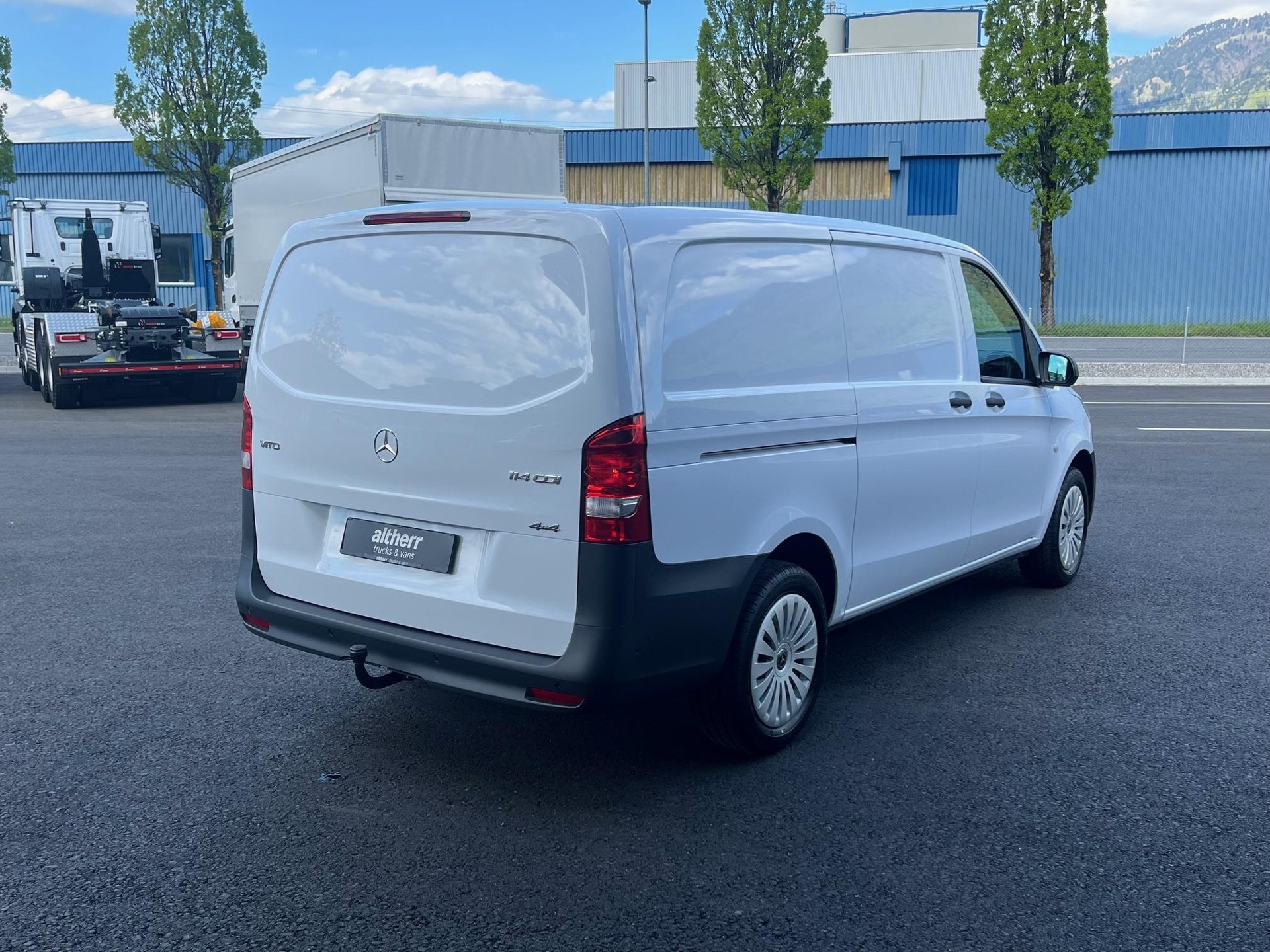 MERCEDES-BENZ Vito 114 Kaw. L 2.0 CDI Pro Worker II 4Matic-image-6