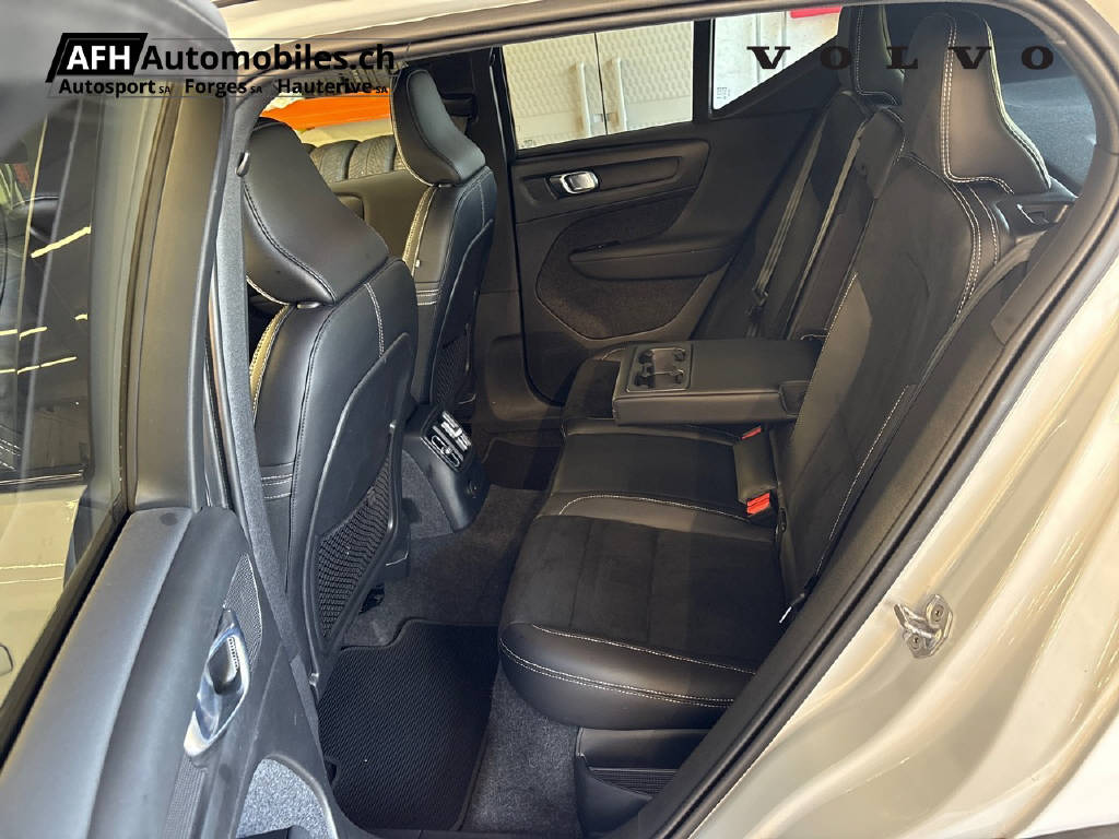 VOLVO XC40 T5 TwE R-Design-image-14