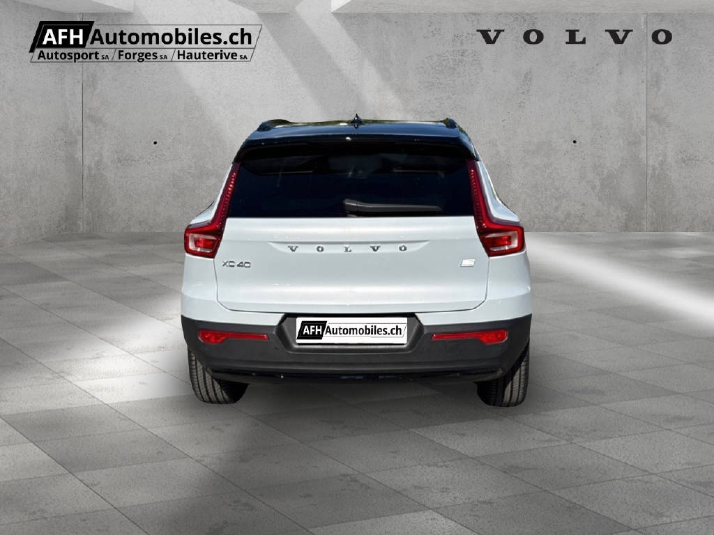 VOLVO XC40 T5 TwE R-Design-image-7