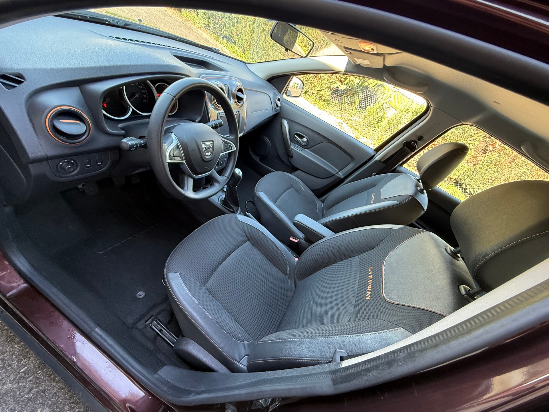 DACIA Sandero Tce 90 Stepway-image-8