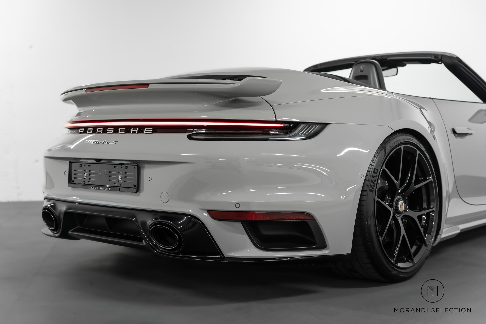 PORSCHE 911 Cabriolet 3.7 Turbo S PDK-image-5