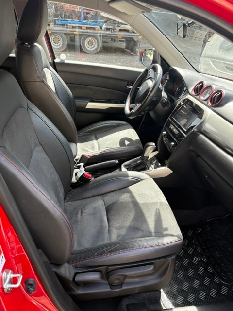 SUZUKI Vitara 1.4 Boosterjet Piz Sulai Top Automatic-image-8