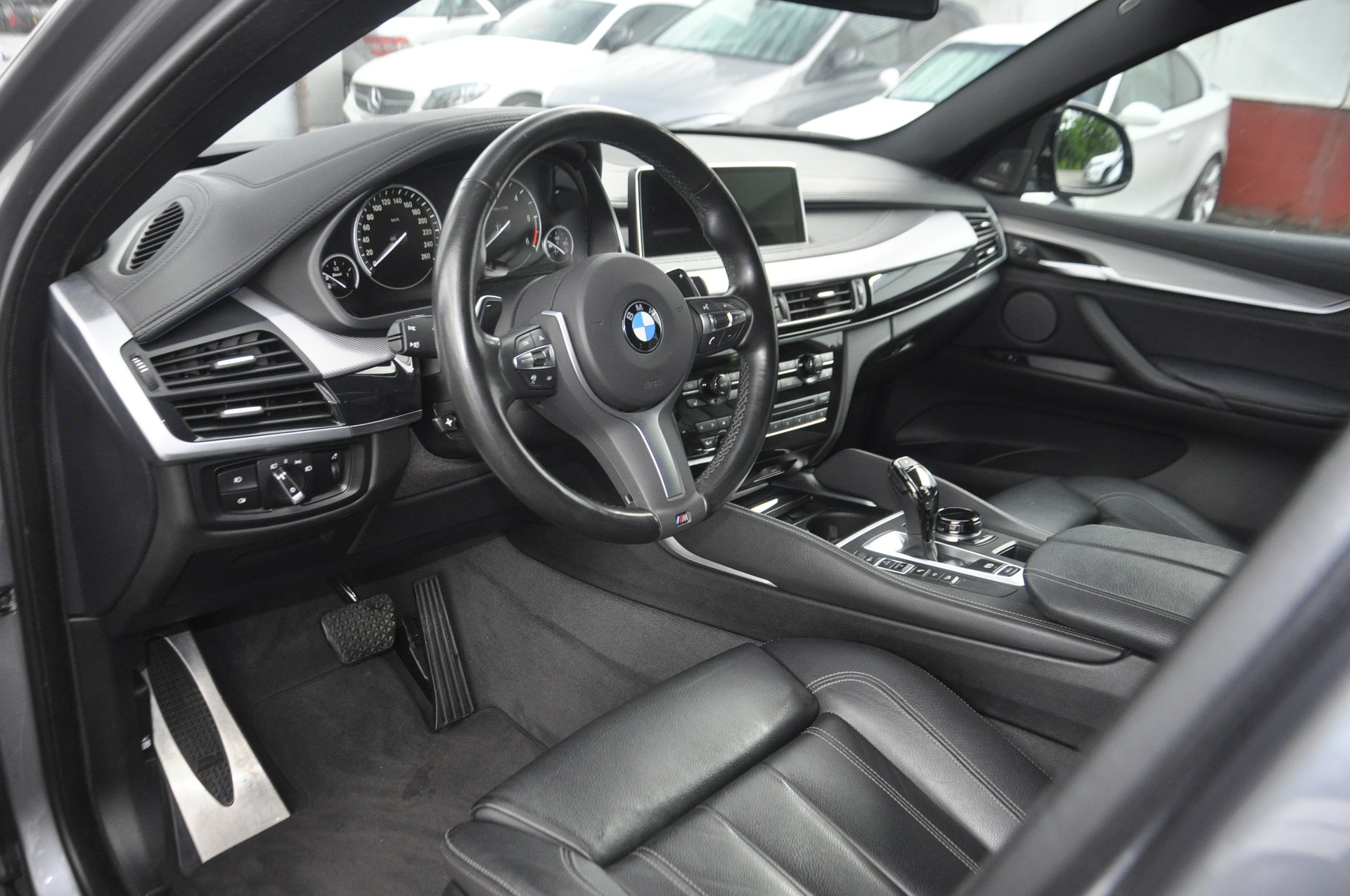 BMW X6 xDrive 30d Pure M Sport Steptronic-image-5