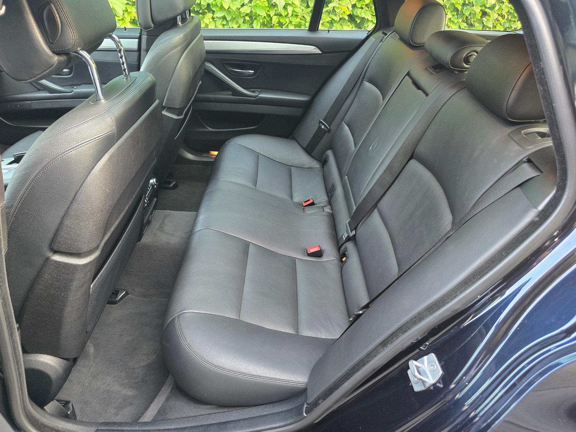 BMW M550d Touring xDrive Steptronic-image-13
