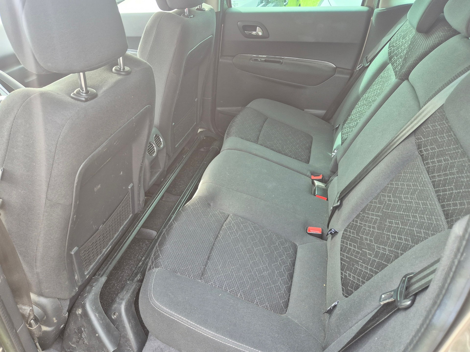 PEUGEOT 3008 HYbrid4 2.0 HDI Low CO2 ETG6-image-7