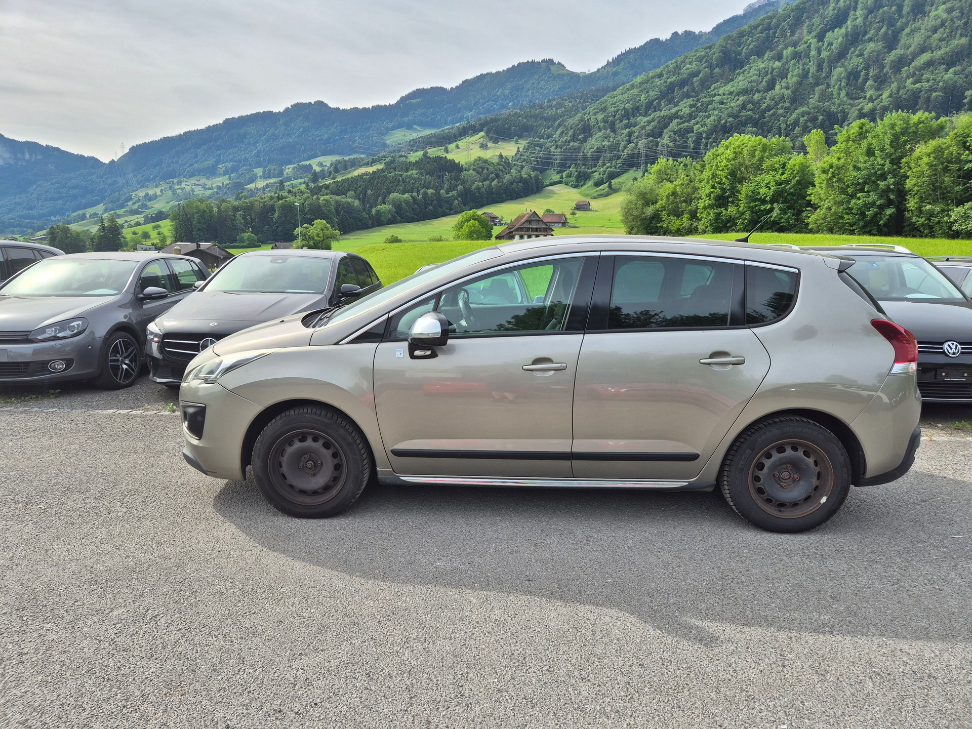 PEUGEOT 3008 HYbrid4 2.0 HDI Low CO2 ETG6-image-1