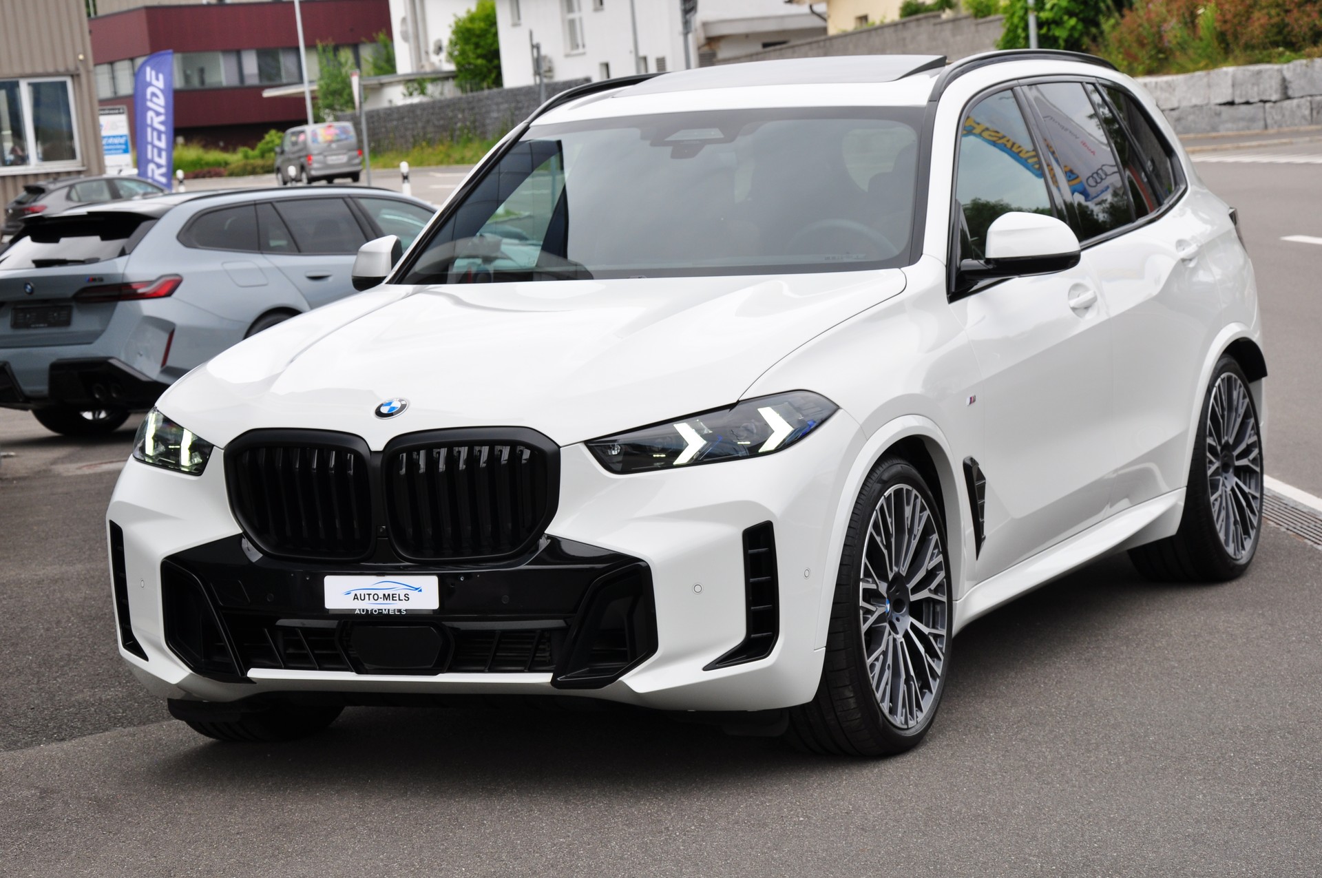 BMW X5 xDrive 48V 40d M Sport Pro Steptronic **7-PLÄTZE**-image-16