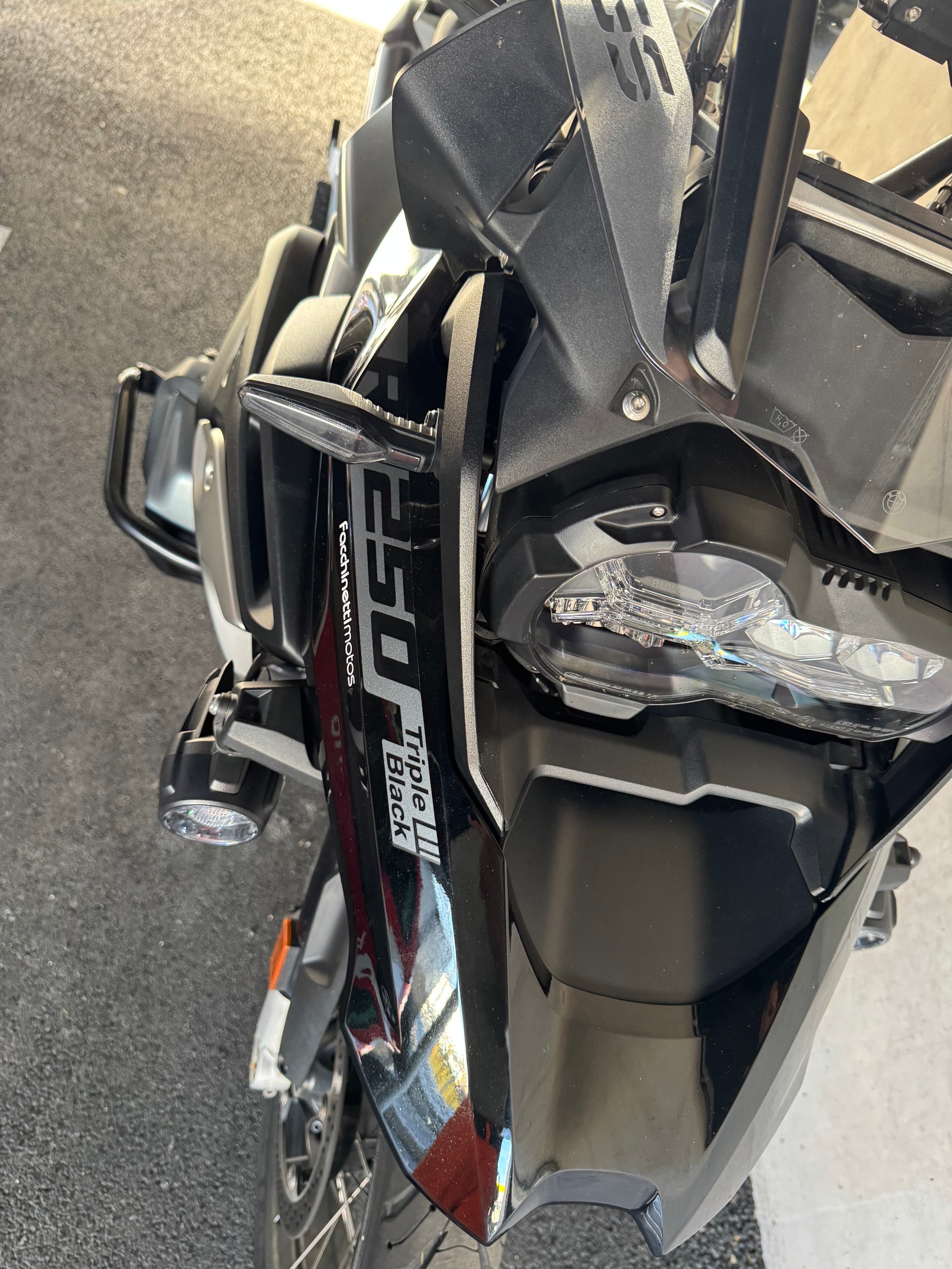 BMW R 1250 GS-image-2