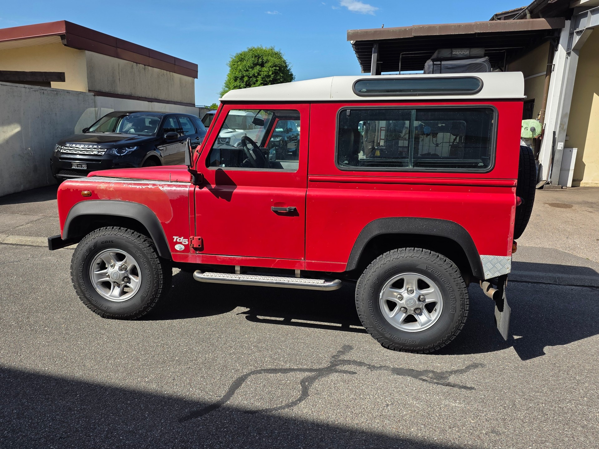 LAND ROVER Defender 90 SW 2.5 Td5-image-6