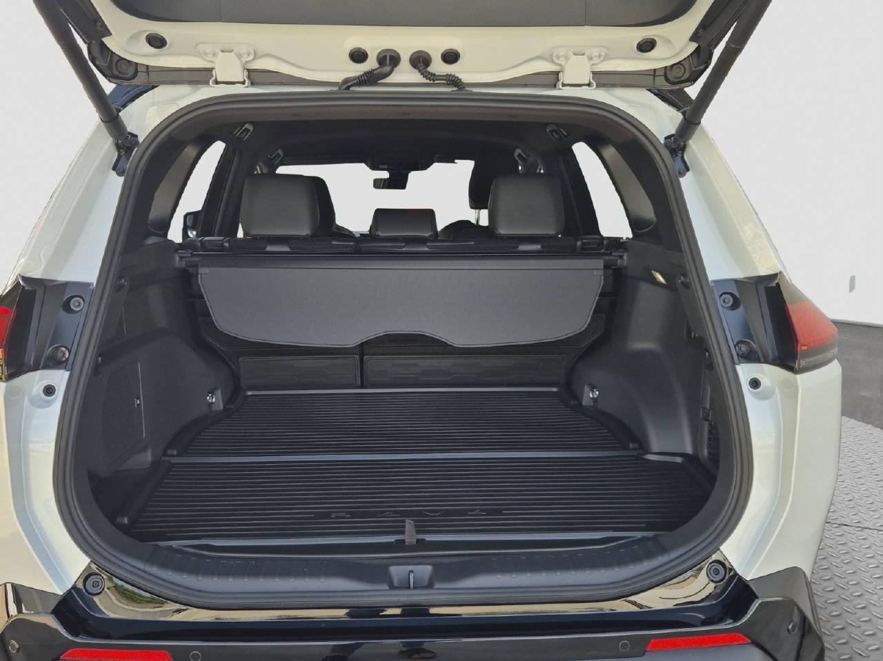 TOYOTA RAV4 2.5 HEV GR Sport-image-9