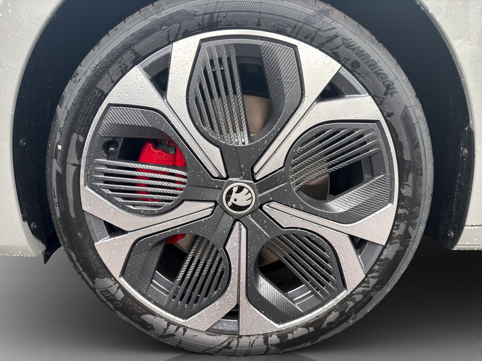 SKODA Octavia Combi 2.0 TSI DSG RS-image-14