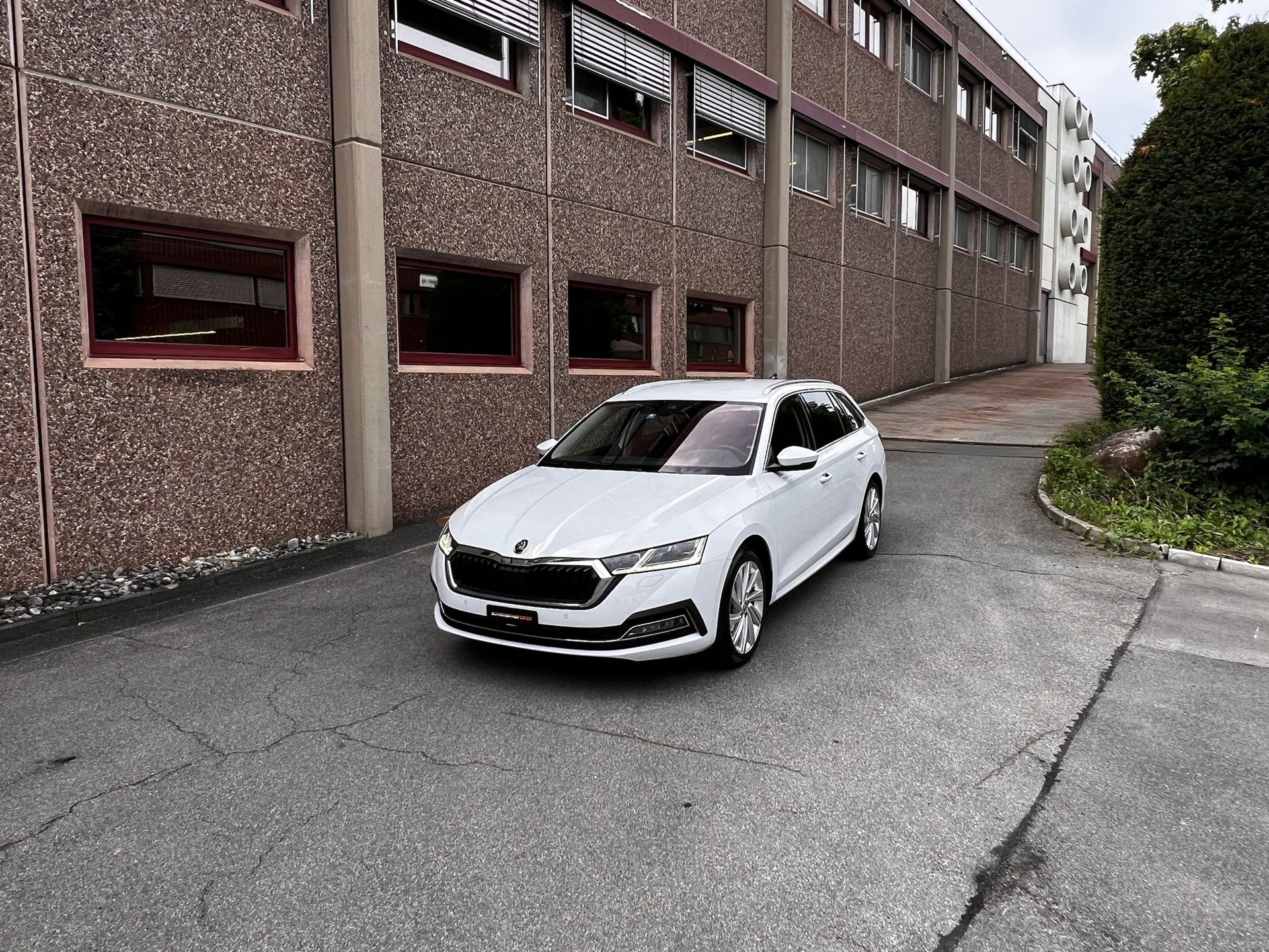 SKODA Octavia Combi 2.0 TDI DSG Style 4x4